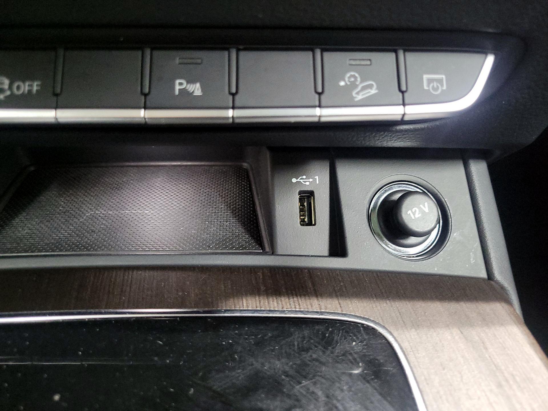 Thumbnail: 2023 Audi Q5 - 18