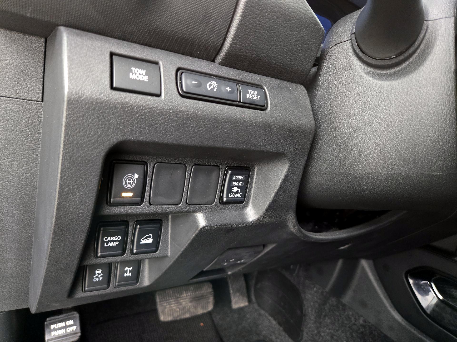 Thumbnail: 2022 Nissan Frontier - 13