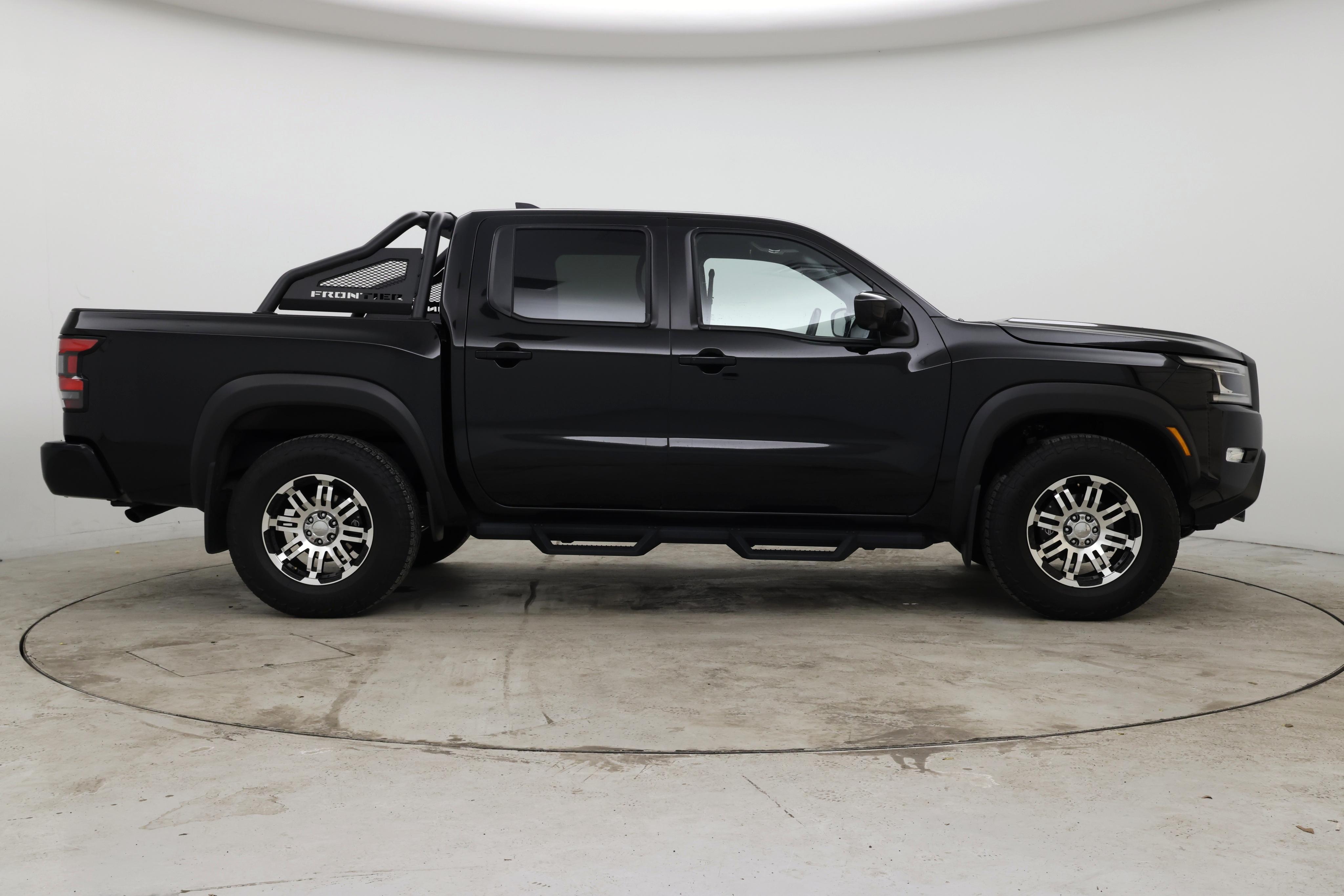 Thumbnail: 2022 Nissan Frontier - 7