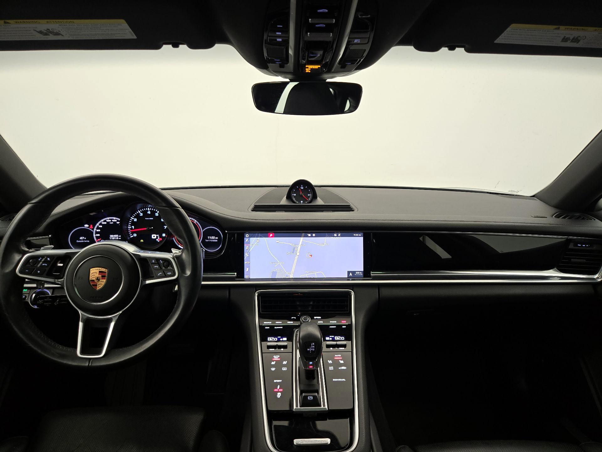 Thumbnail: 2018 Porsche Panamera - 9