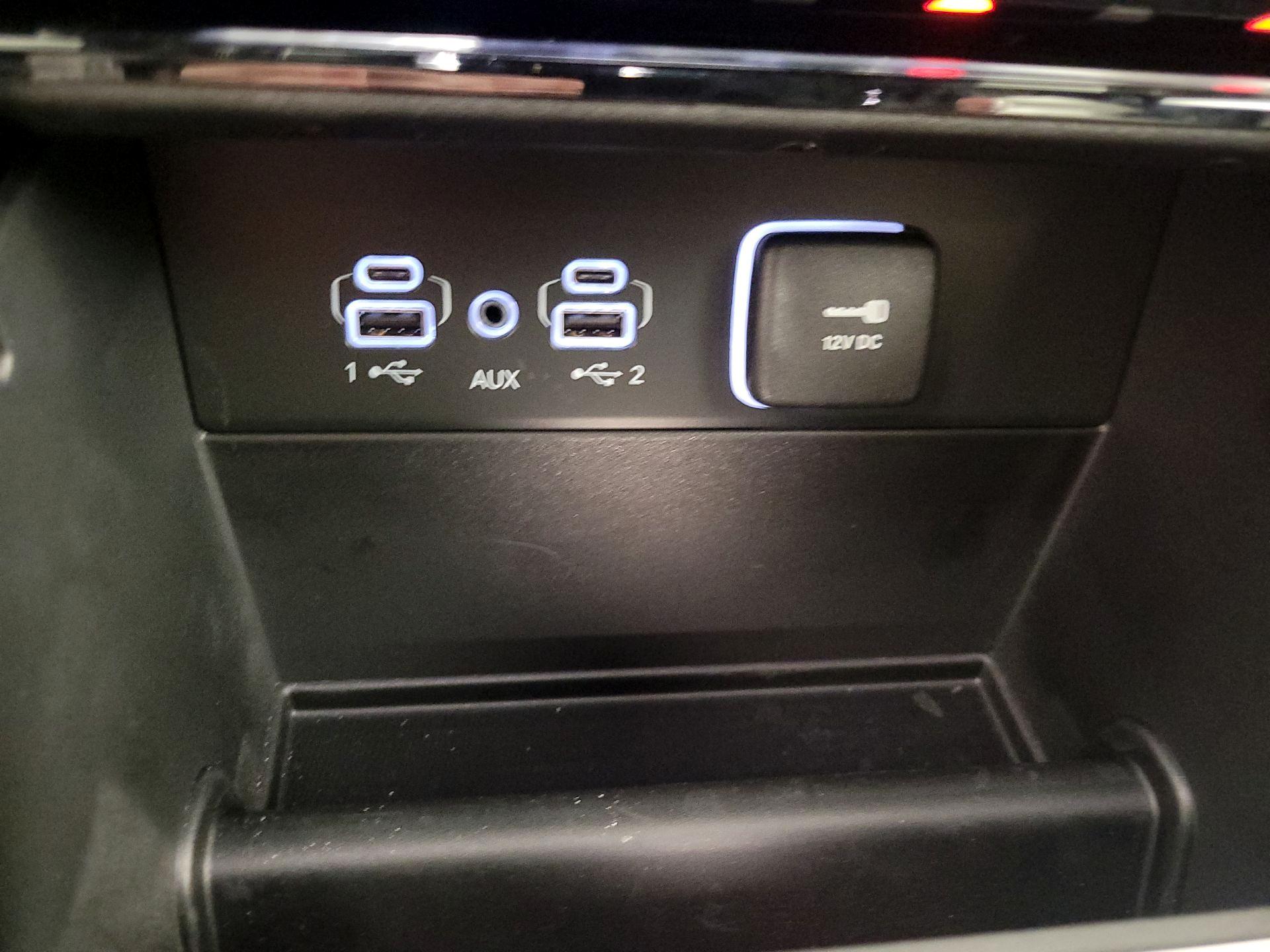 Thumbnail: 2024 Jeep Grand Cherokee - 18