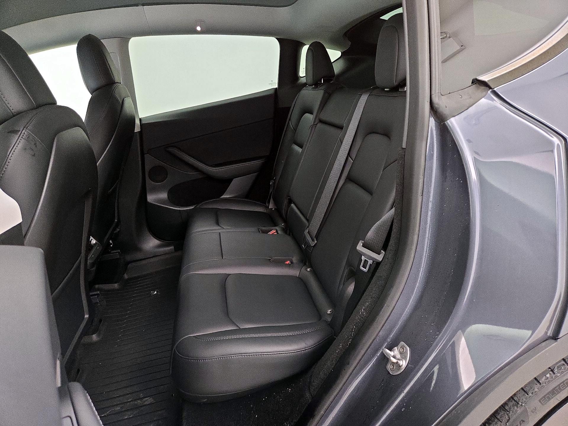 Thumbnail: 2023 Tesla Model Y - 19