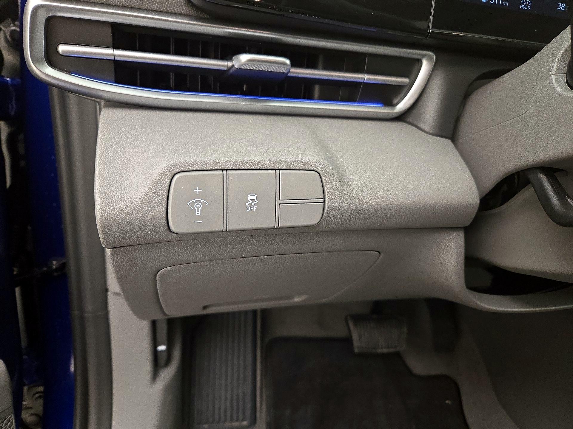 Thumbnail: 2025 Hyundai Elantra - 13