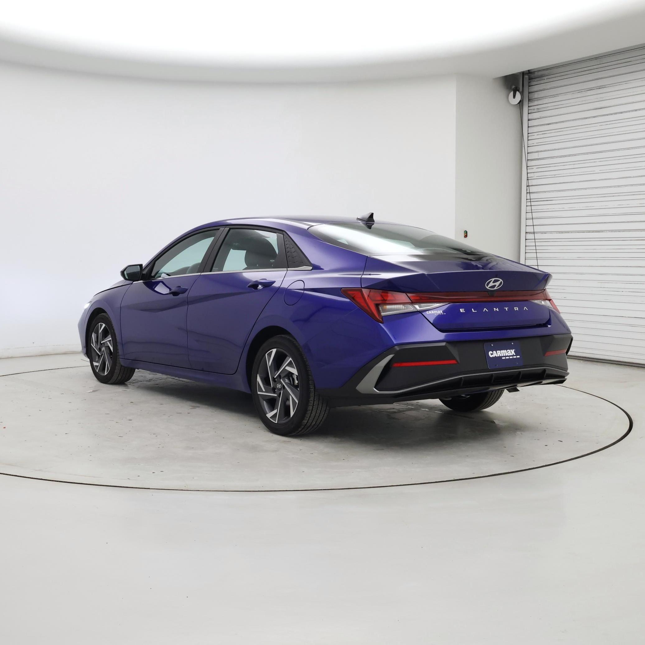 Thumbnail: 2025 Hyundai Elantra - 2