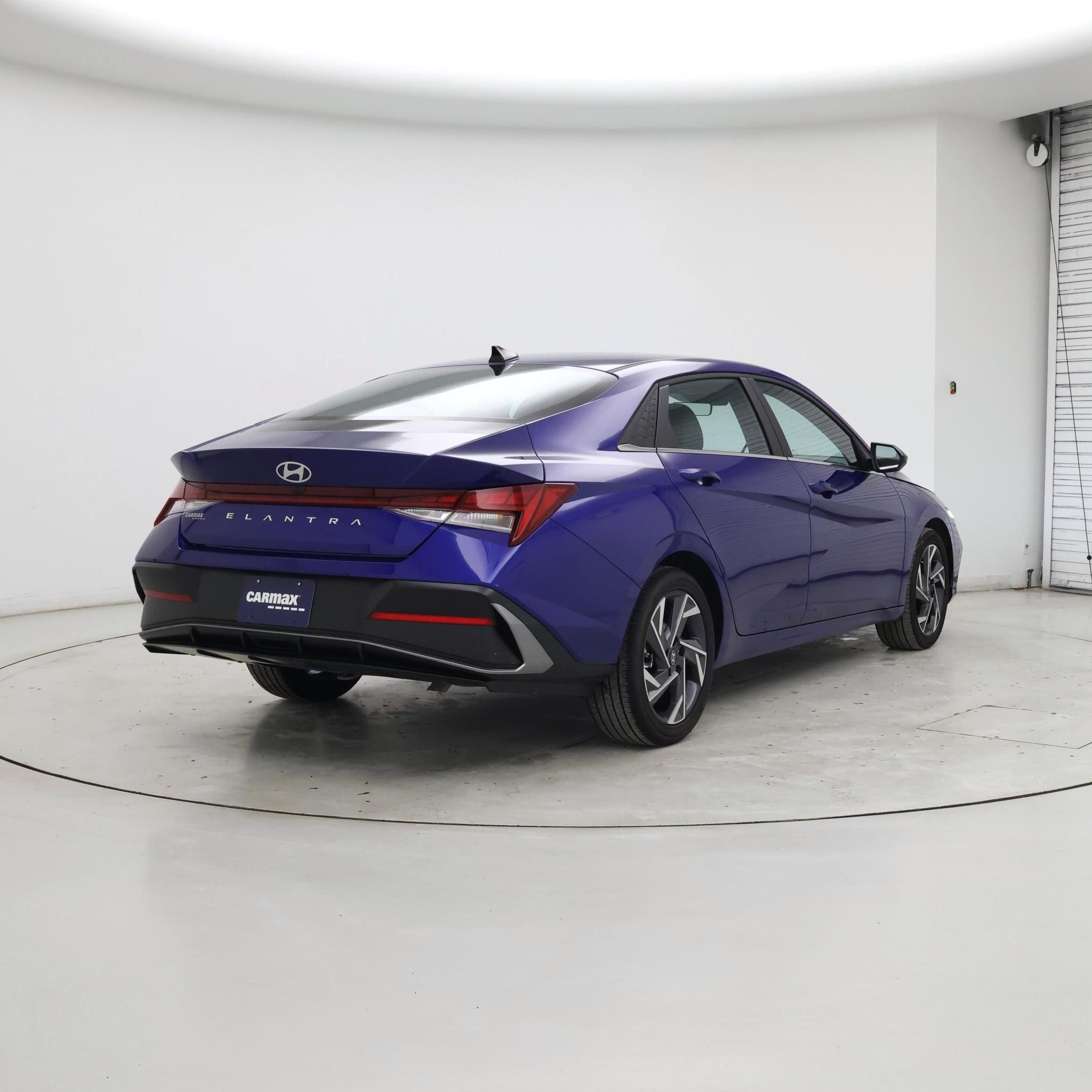 Thumbnail: 2025 Hyundai Elantra - 8