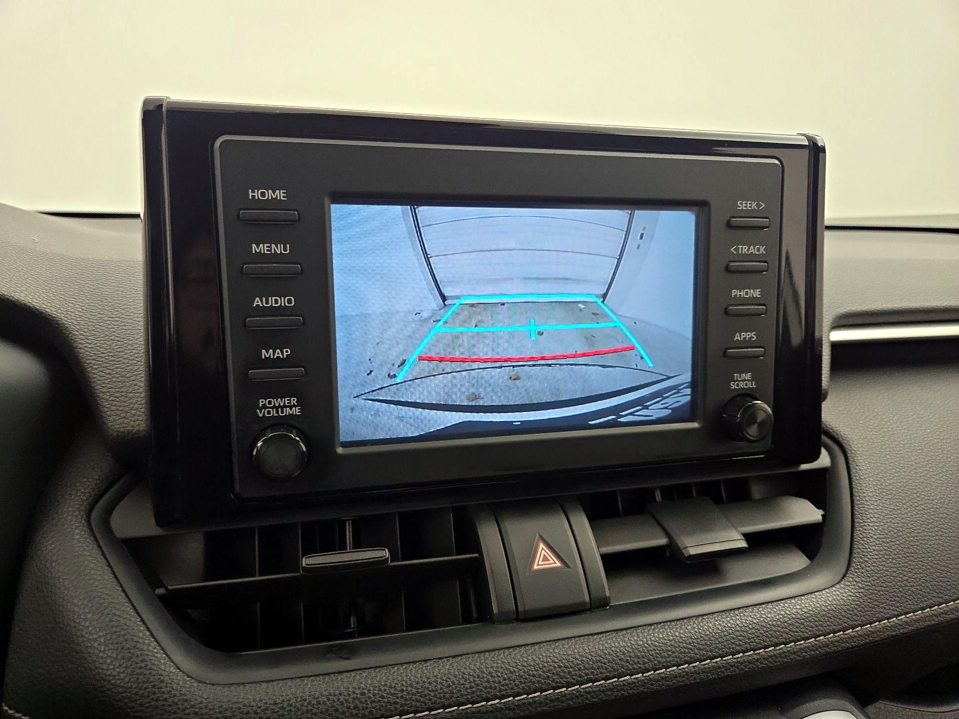 Thumbnail: 2019 Toyota RAV4 - 14