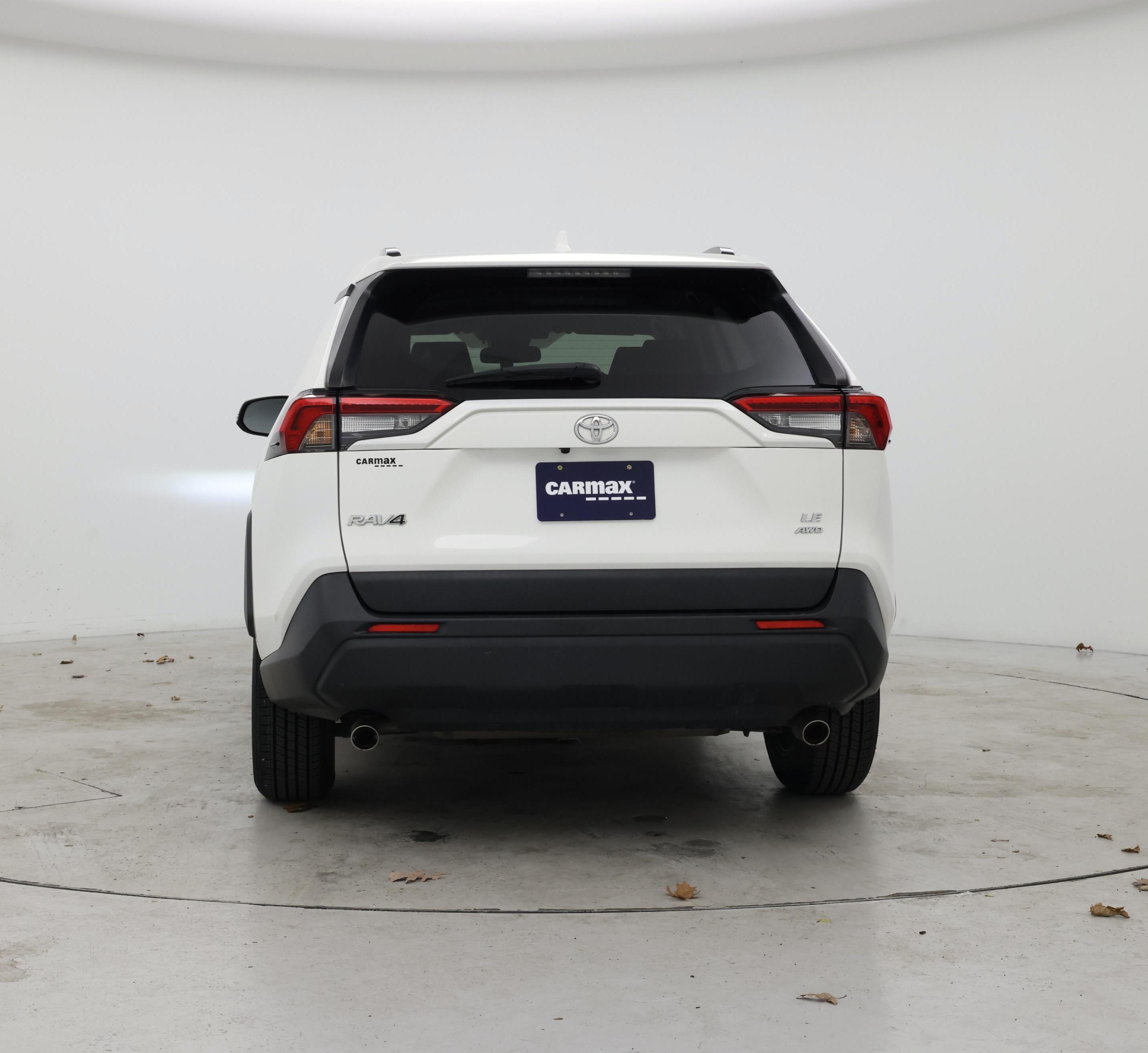 Thumbnail: 2019 Toyota RAV4 - 6