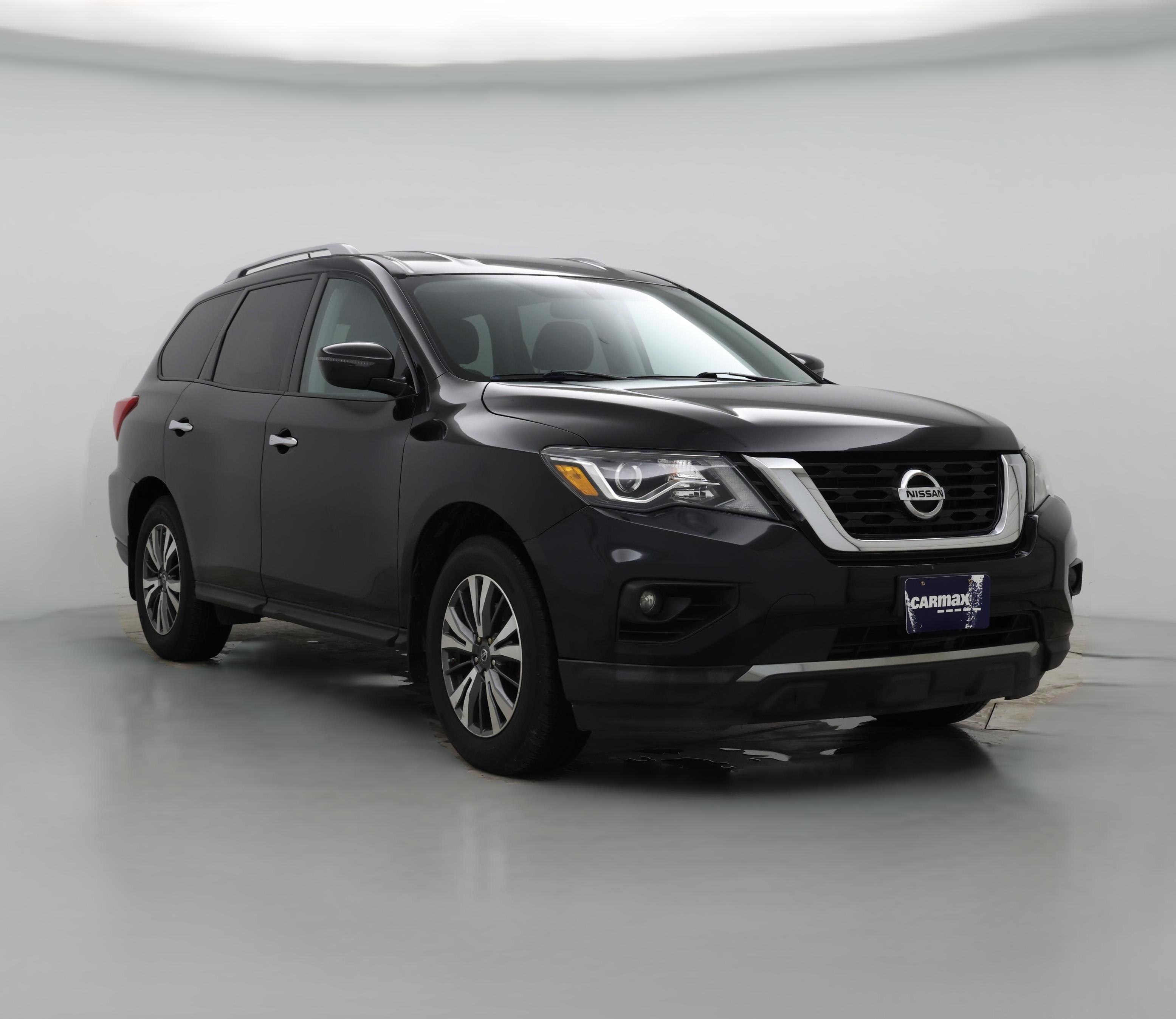 Thumbnail: 2017 Nissan Pathfinder - 1