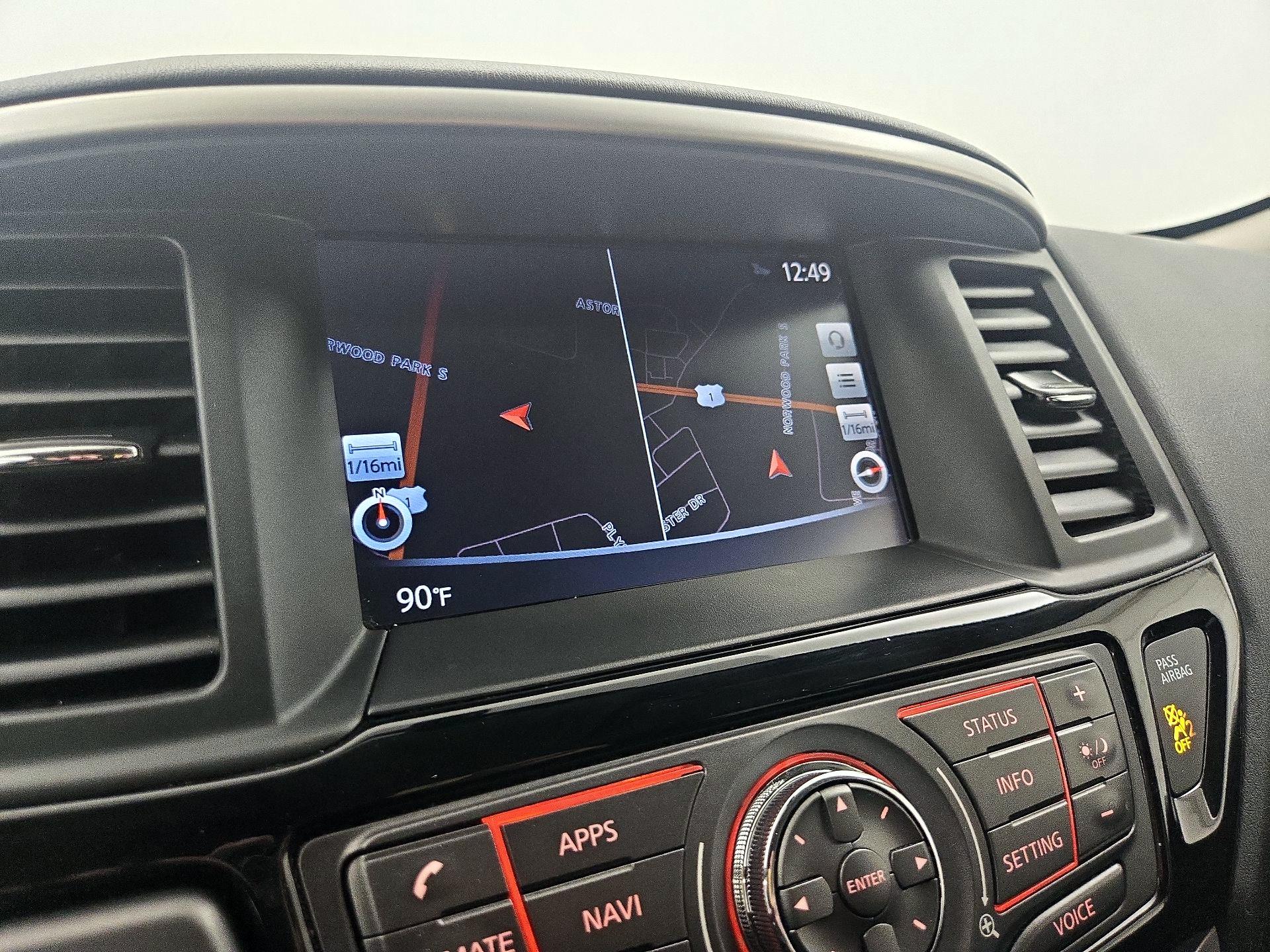 Thumbnail: 2017 Nissan Pathfinder - 14