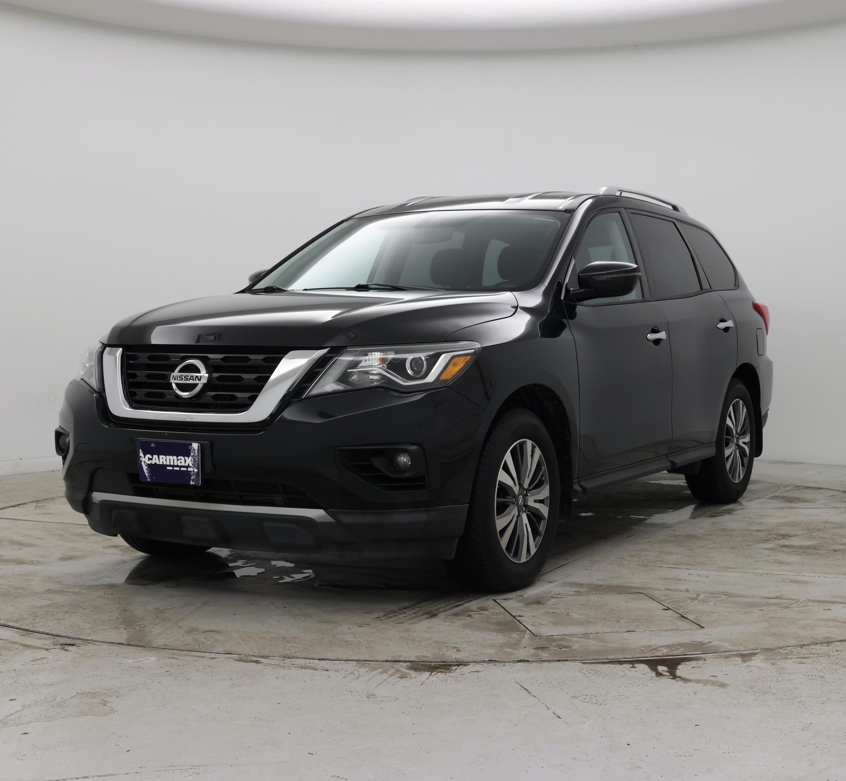 Thumbnail: 2017 Nissan Pathfinder - 4