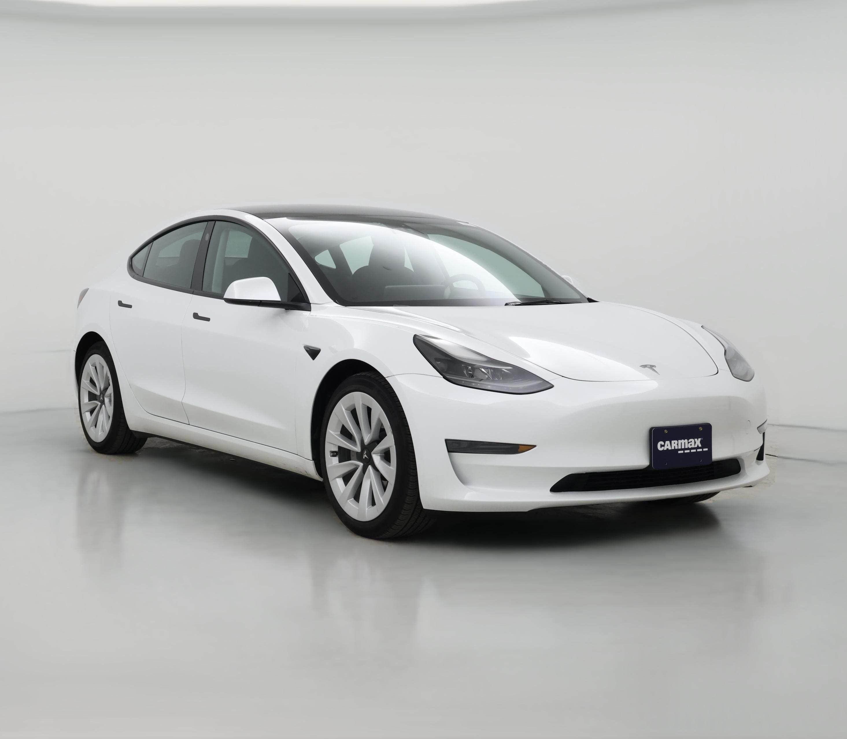 Thumbnail: 2023 Tesla Model 3 - 1