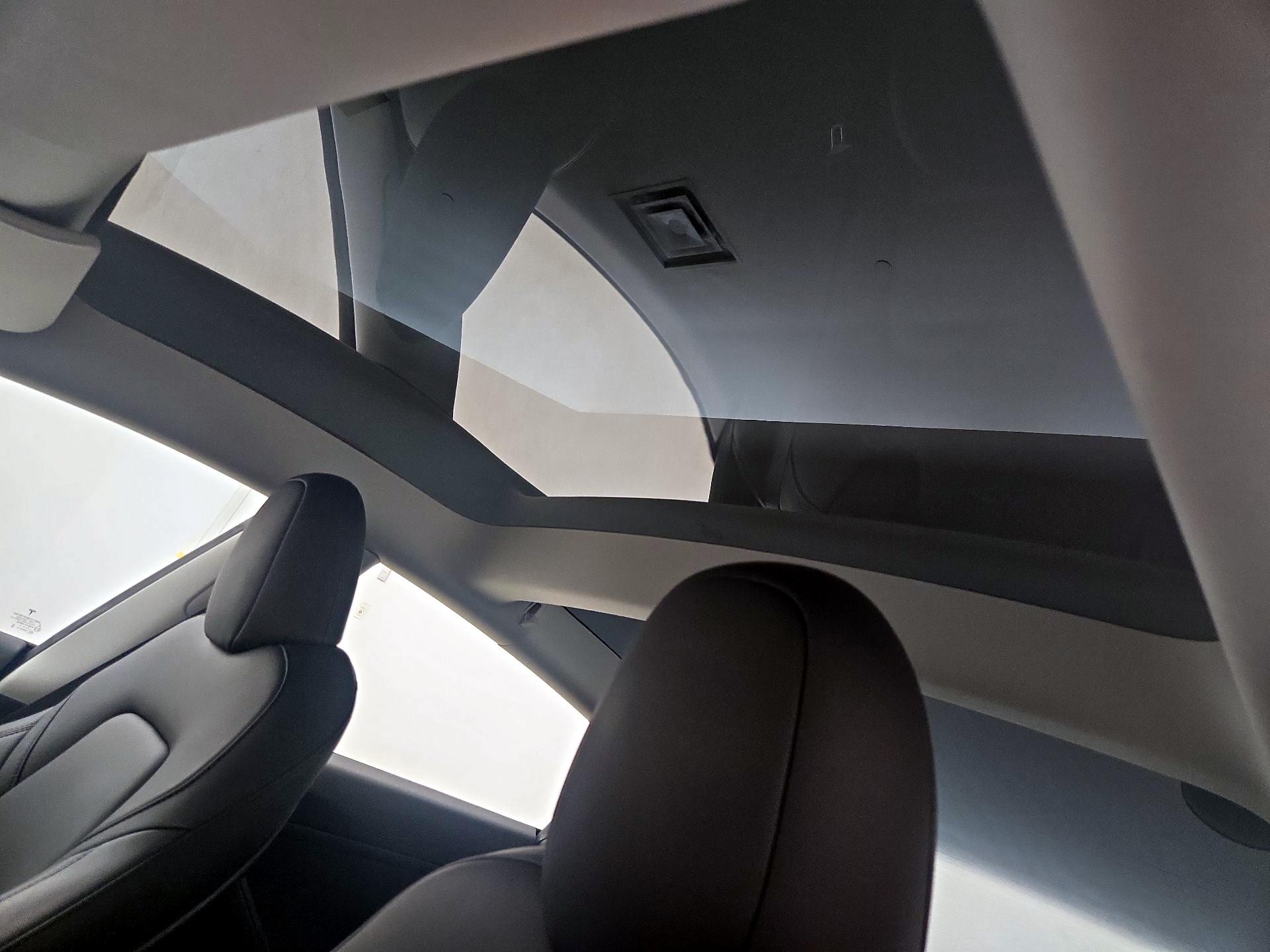 Thumbnail: 2023 Tesla Model 3 - 18