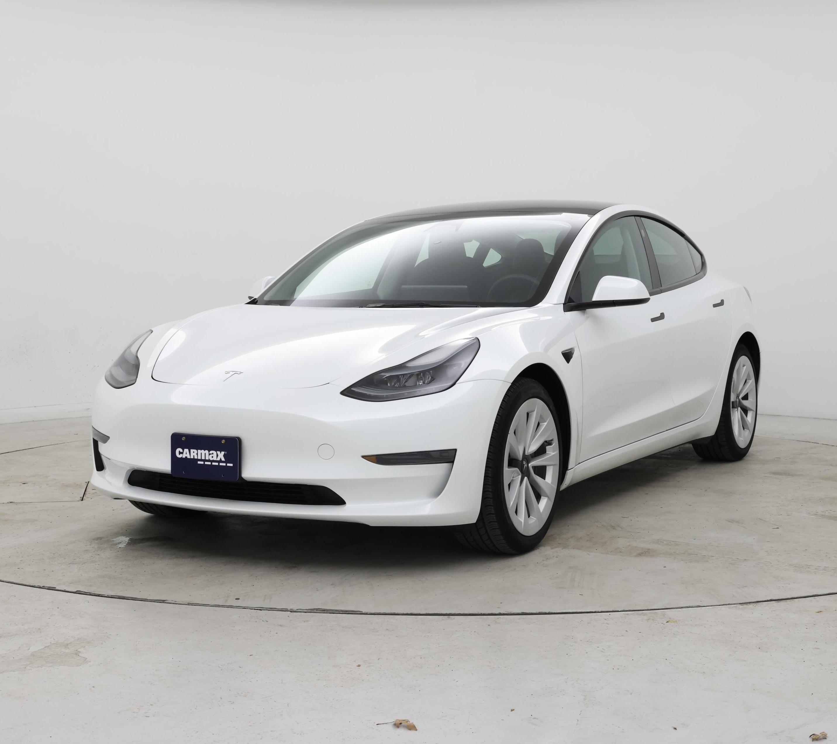 Thumbnail: 2023 Tesla Model 3 - 4
