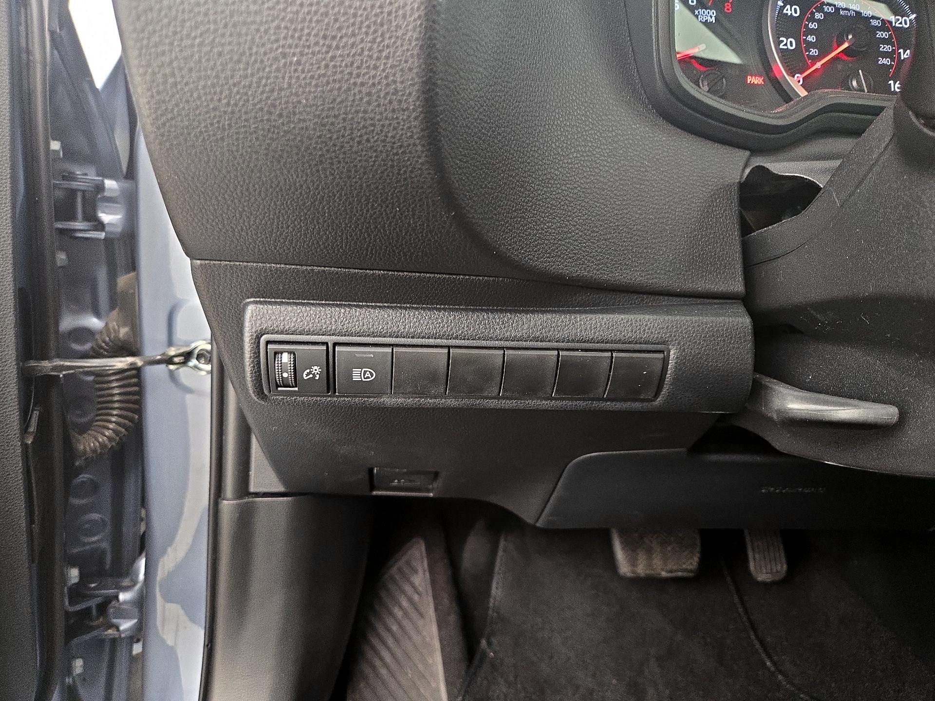 Thumbnail: 2021 Toyota Corolla - 13