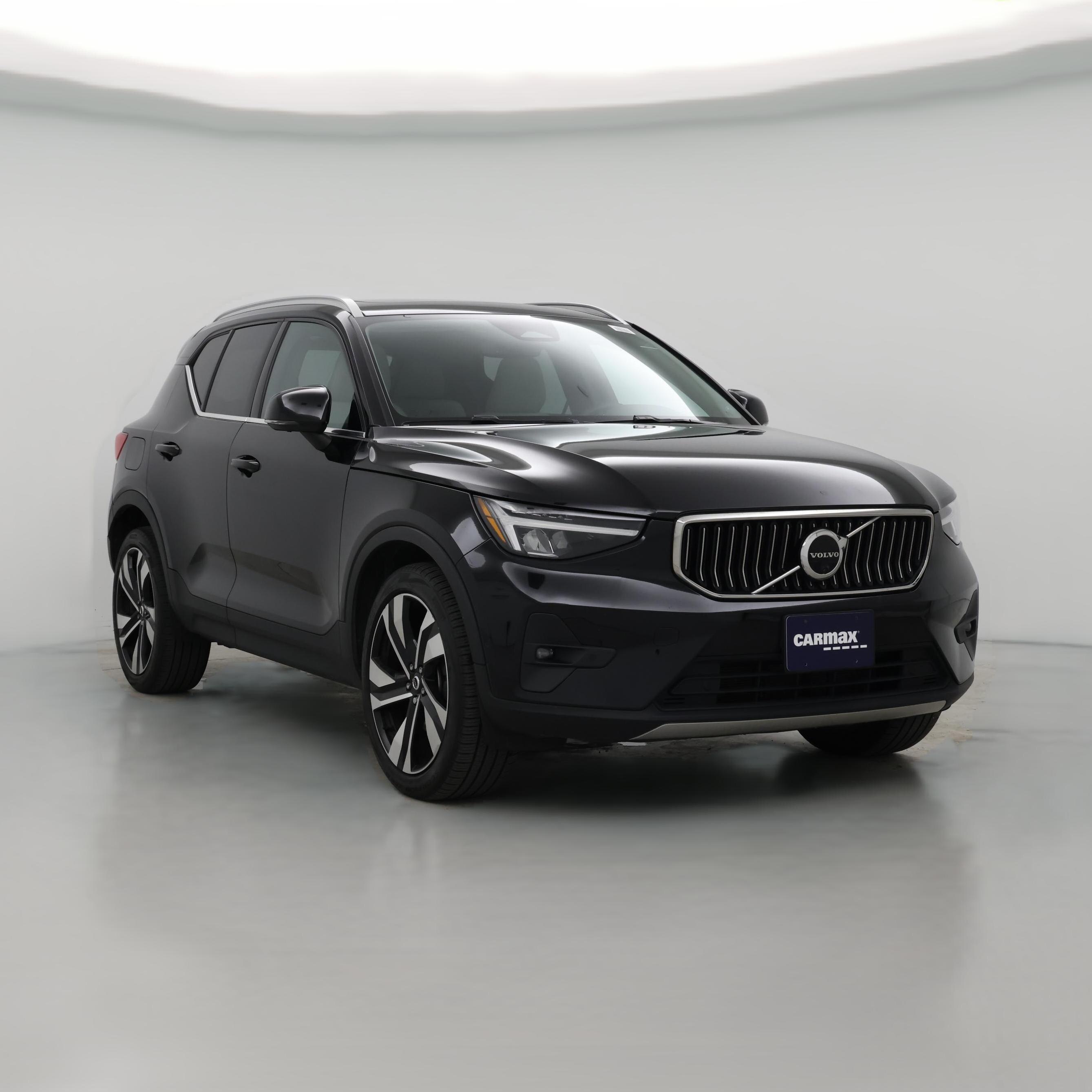 Thumbnail: 2023 Volvo XC40 - 1