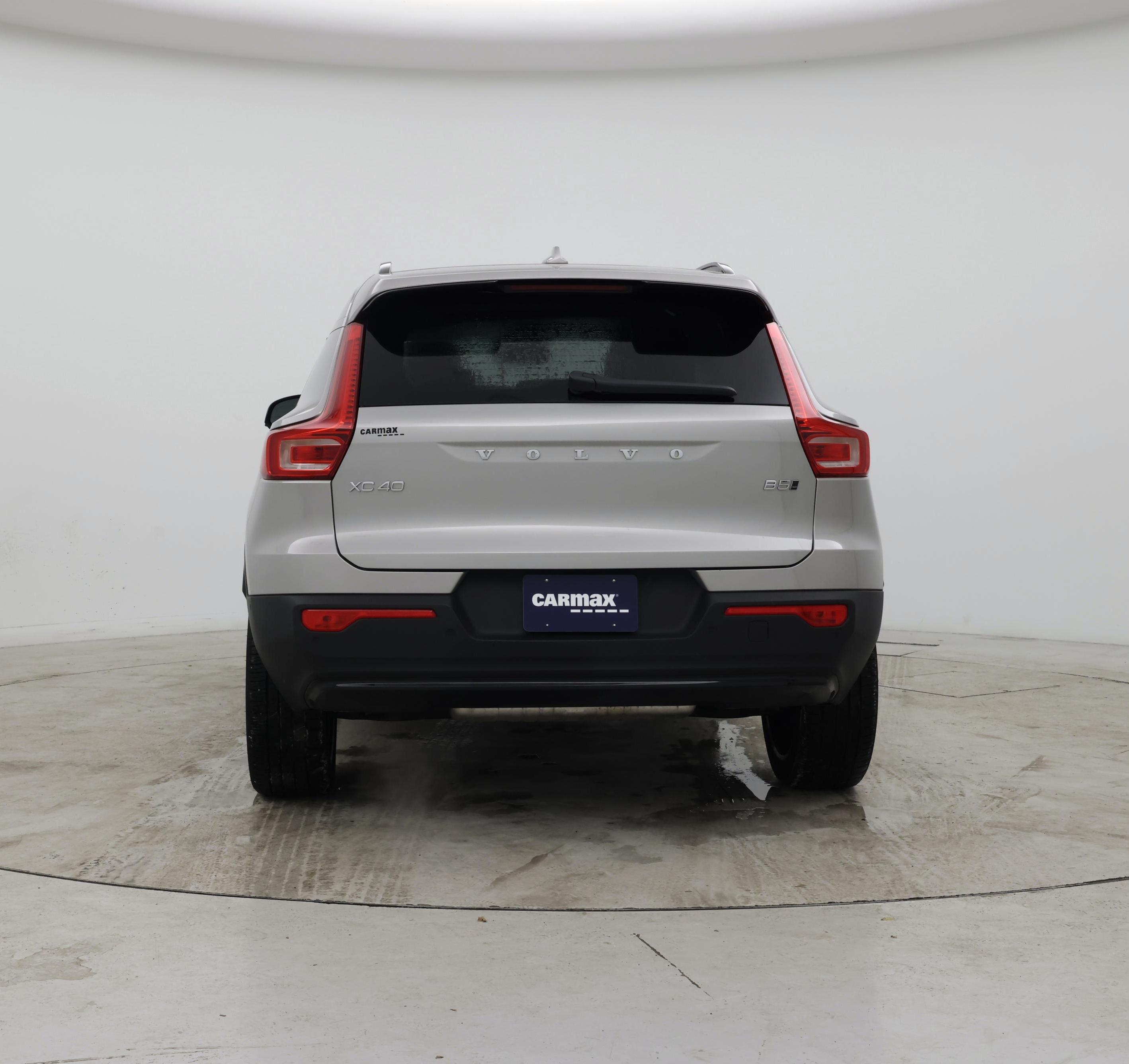 Thumbnail: 2023 Volvo XC40 - 6