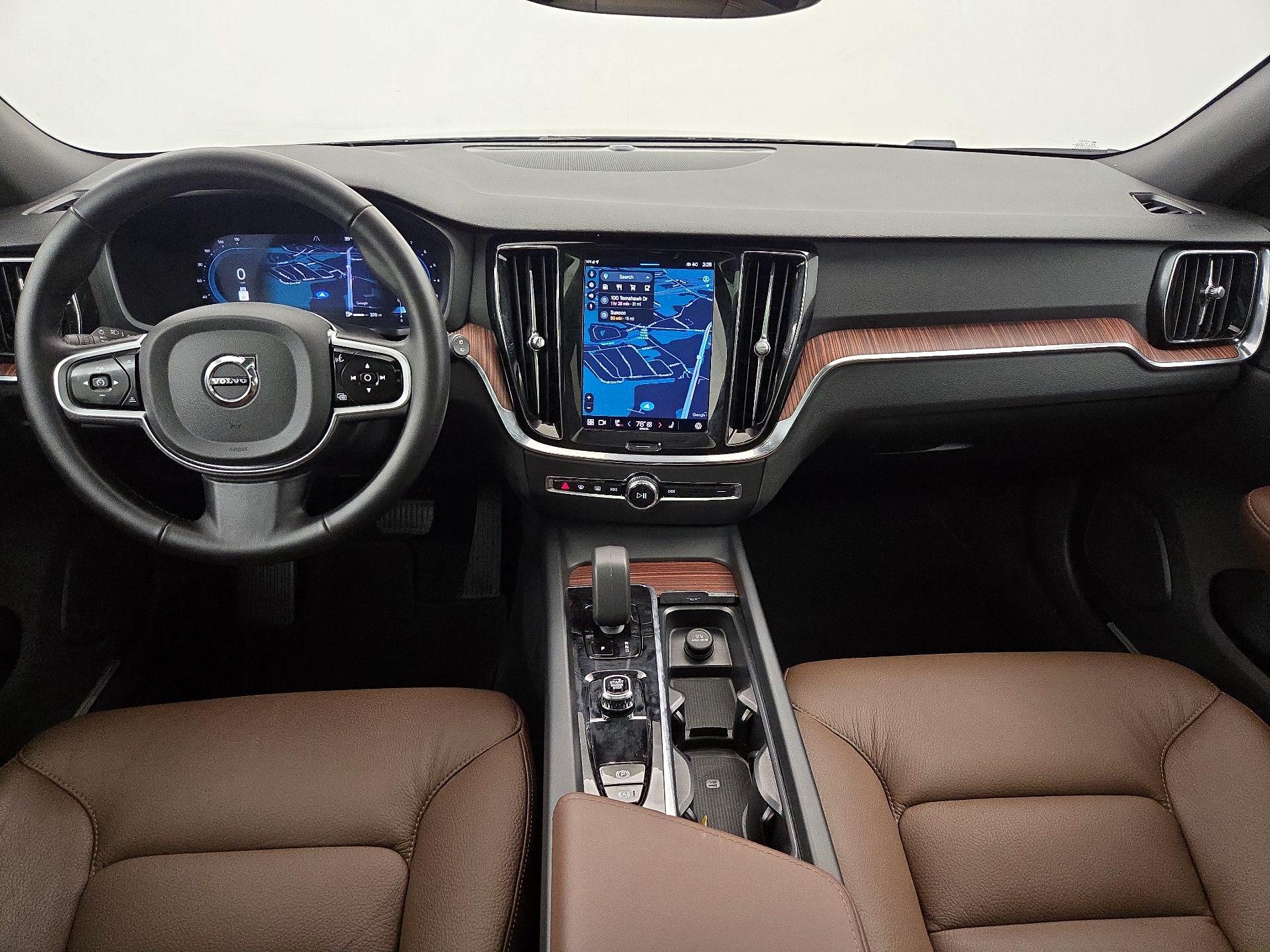 Thumbnail: 2025 Volvo S60 - 9