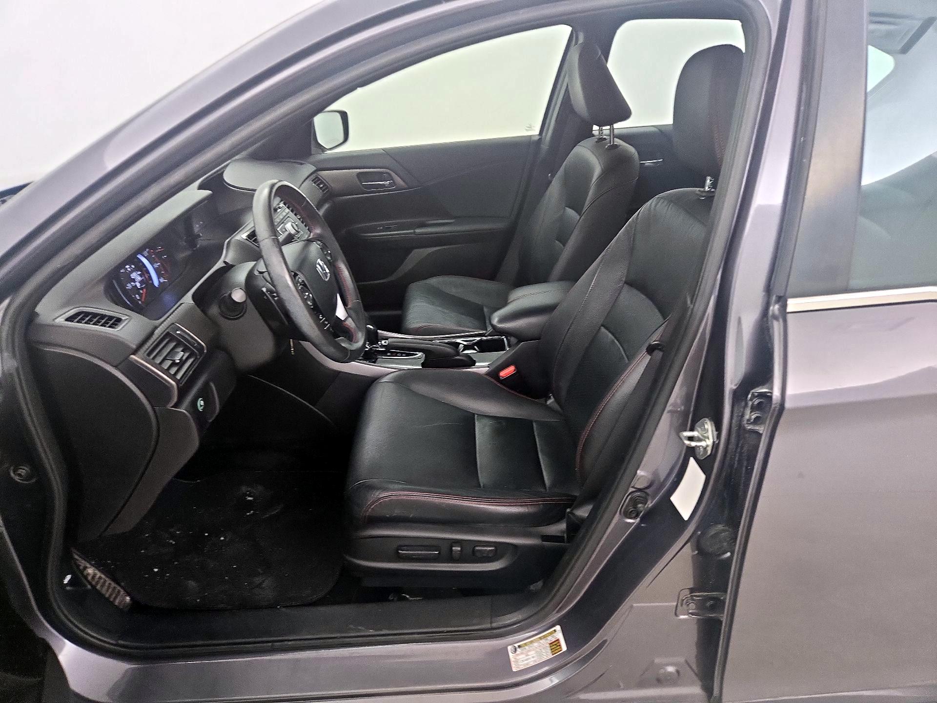 Thumbnail: 2017 Honda Accord - 11