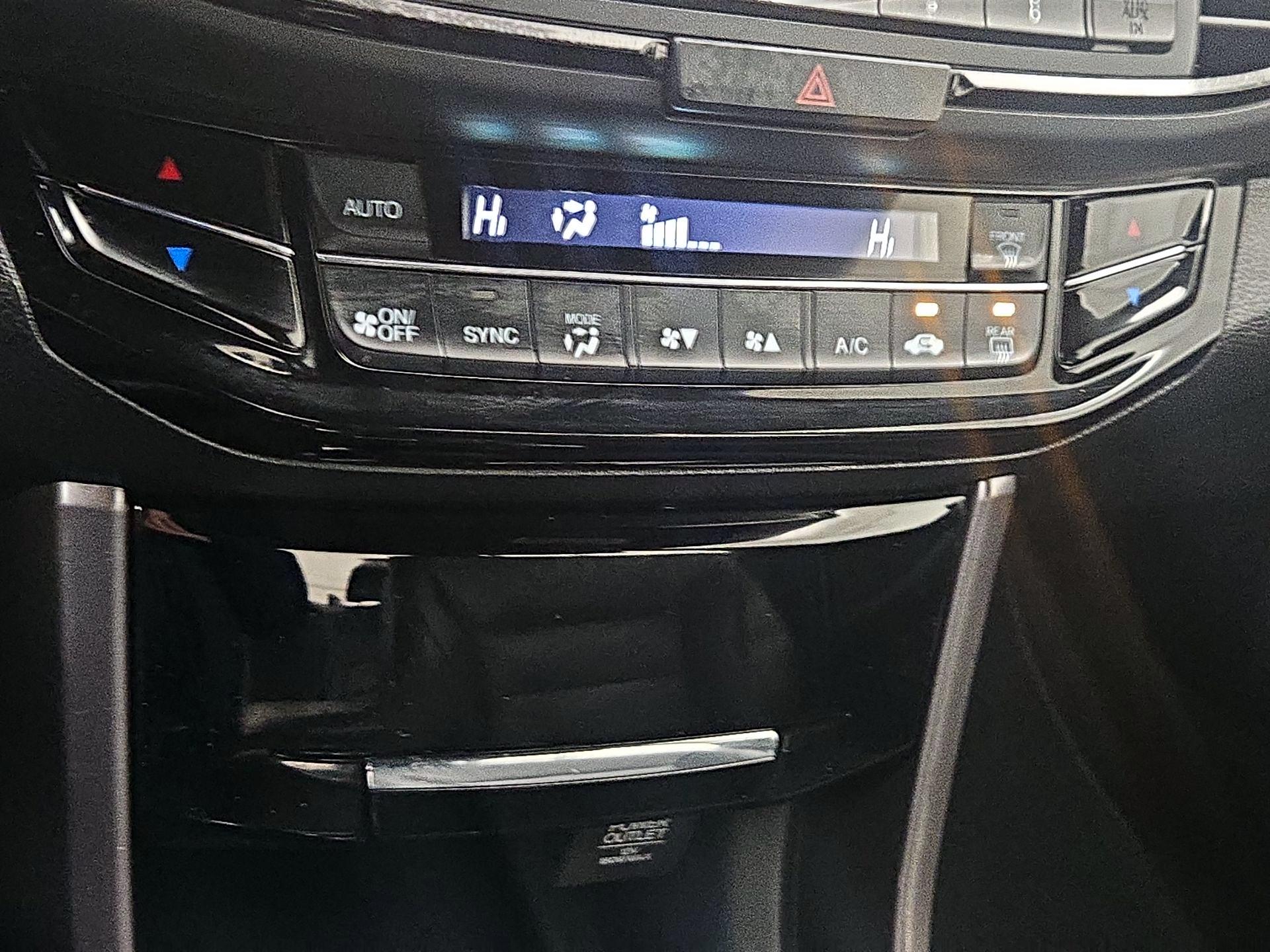 Thumbnail: 2017 Honda Accord - 16