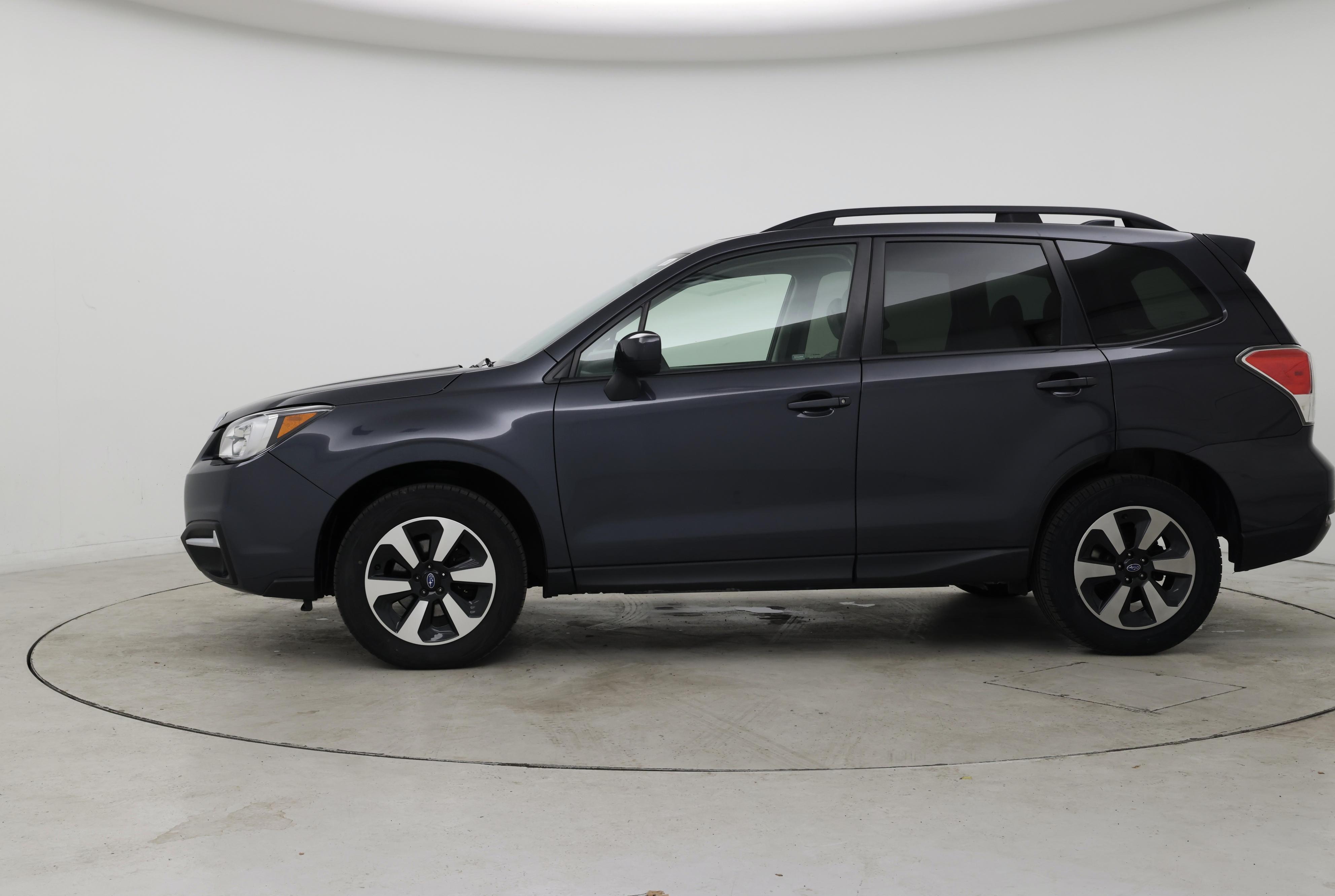 Thumbnail: 2017 Subaru Forester - 3