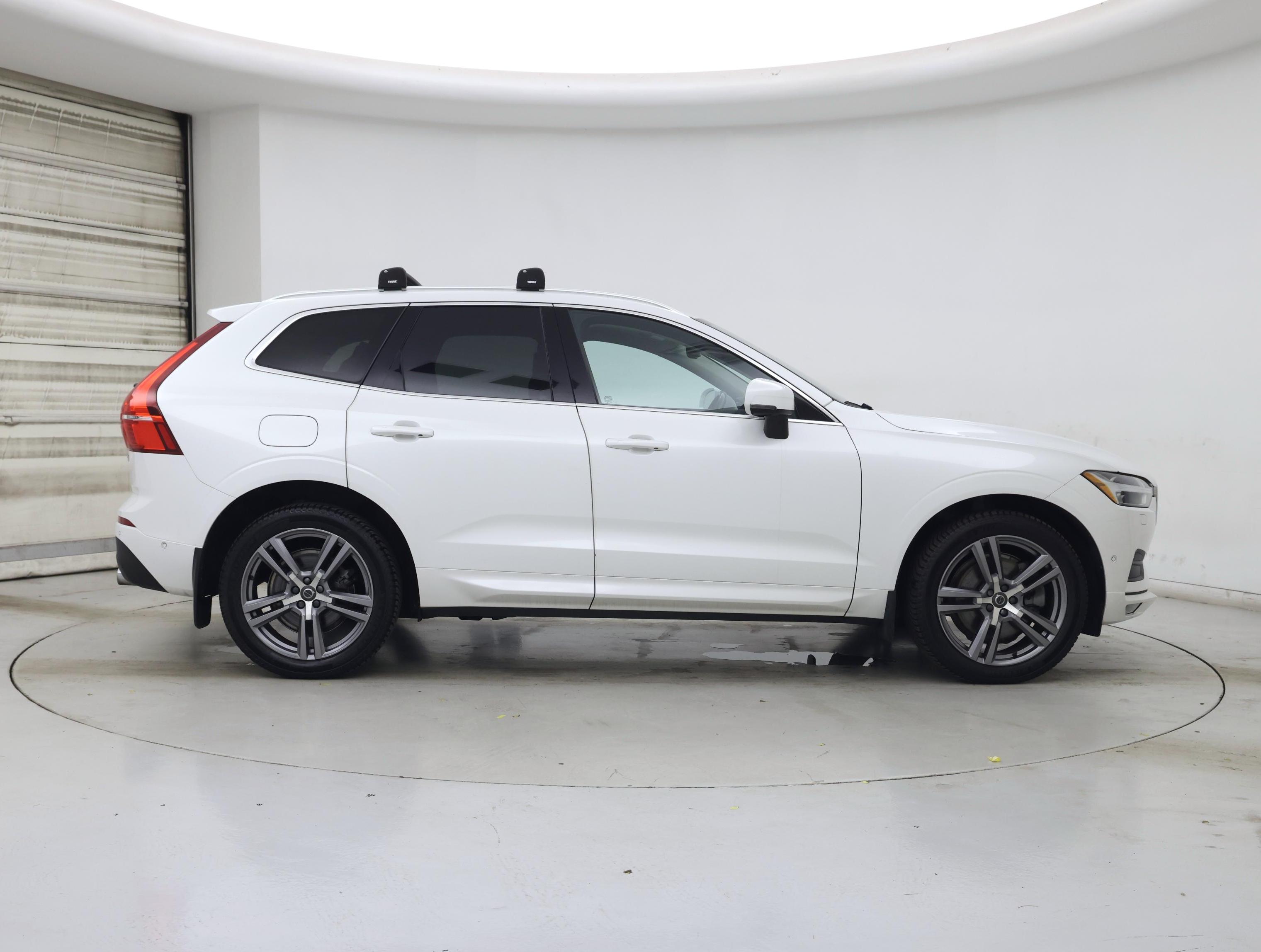 Thumbnail: 2018 Volvo XC60 - 7