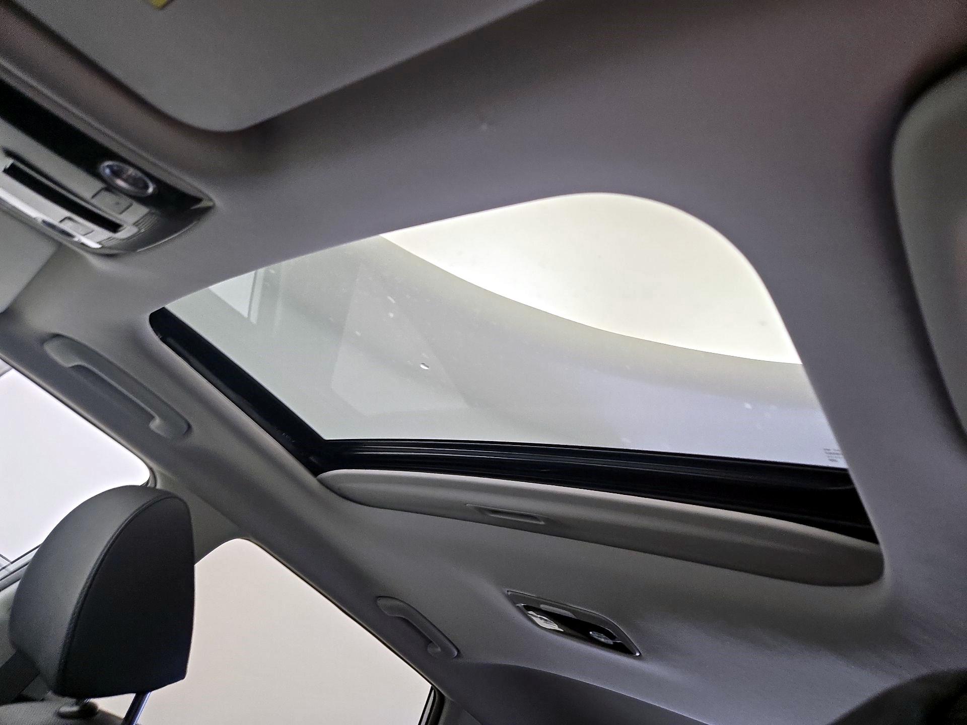 Thumbnail: 2024 Kia Seltos - 18