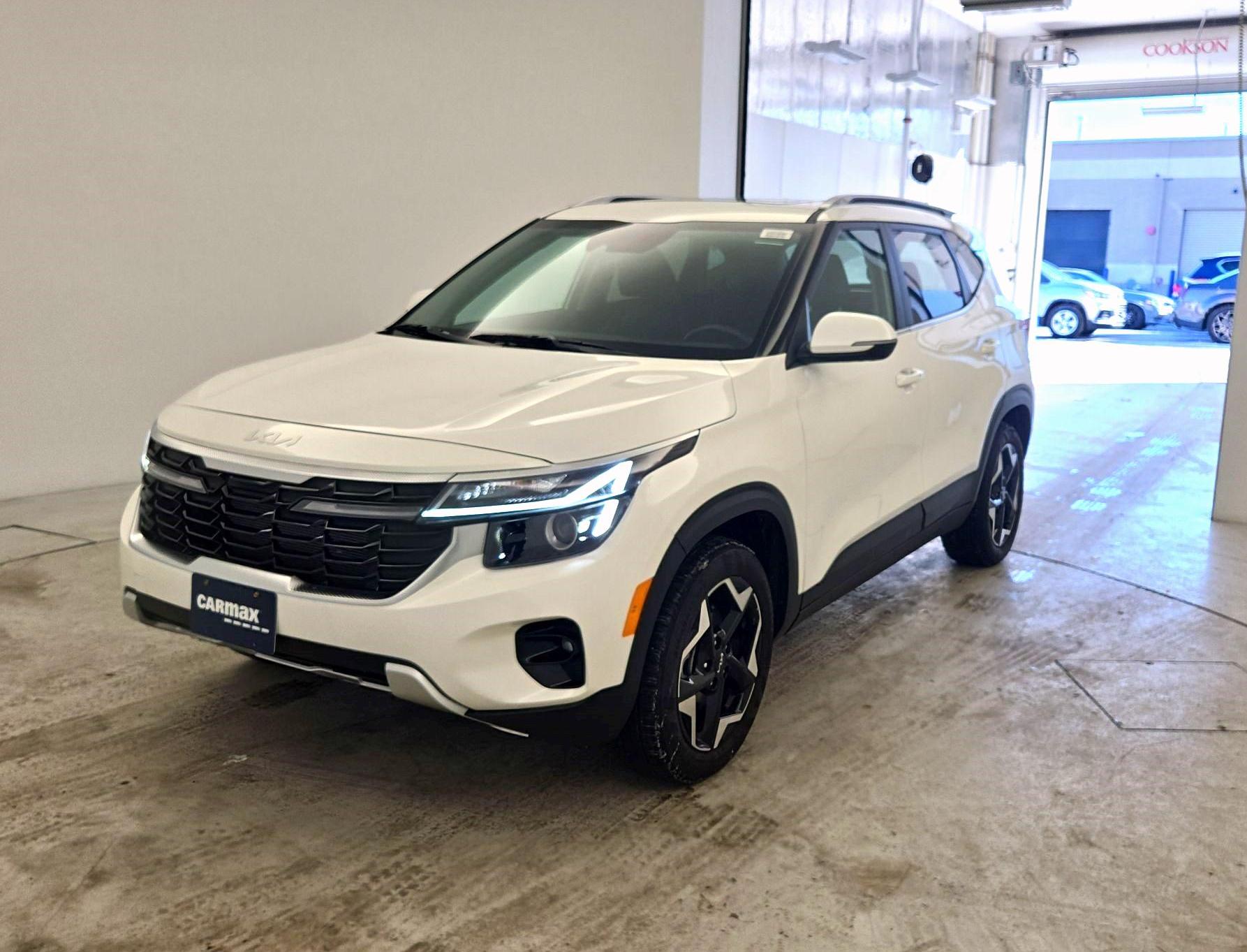 Thumbnail: 2024 Kia Seltos - 3