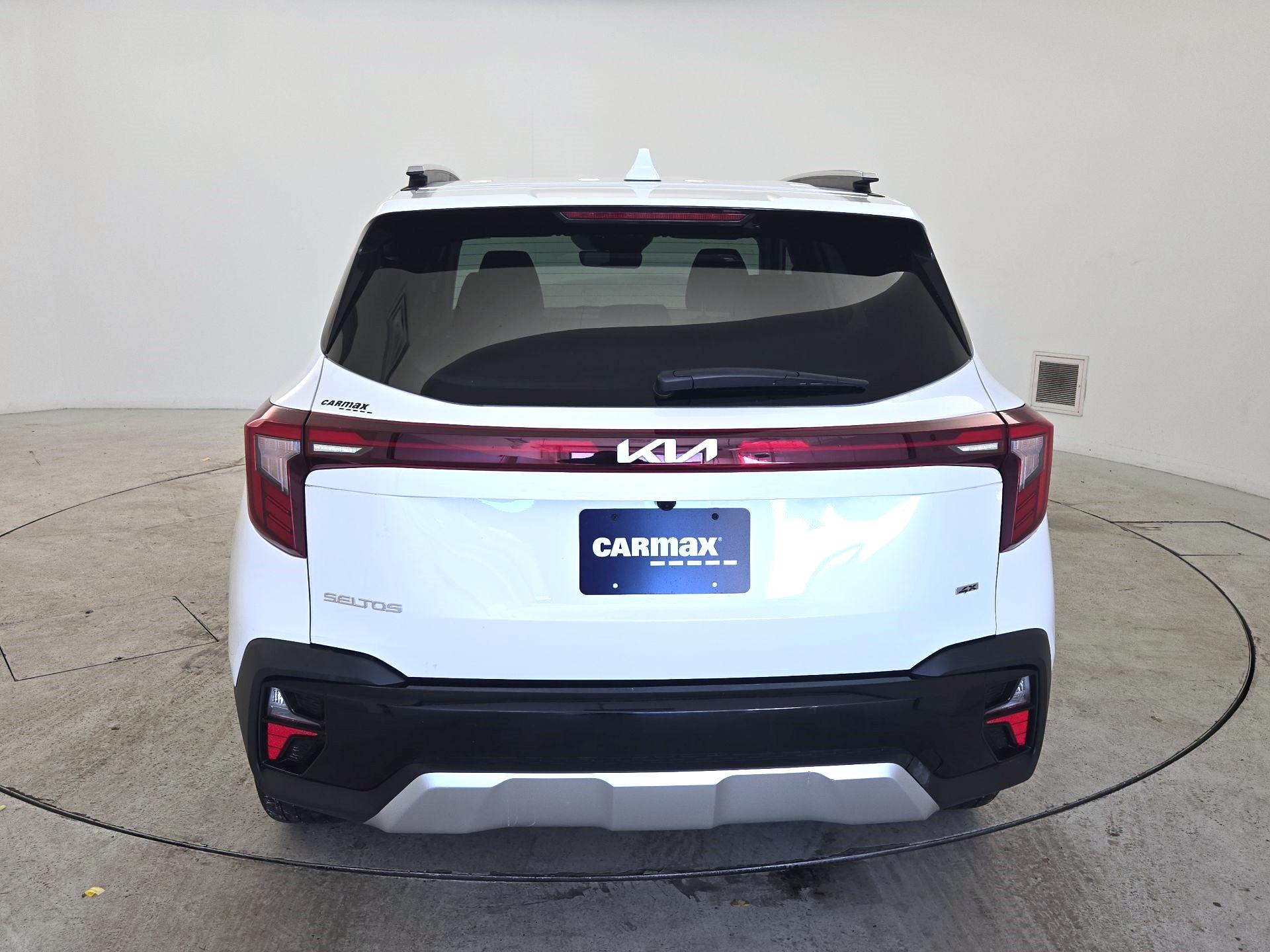 Thumbnail: 2024 Kia Seltos - 6