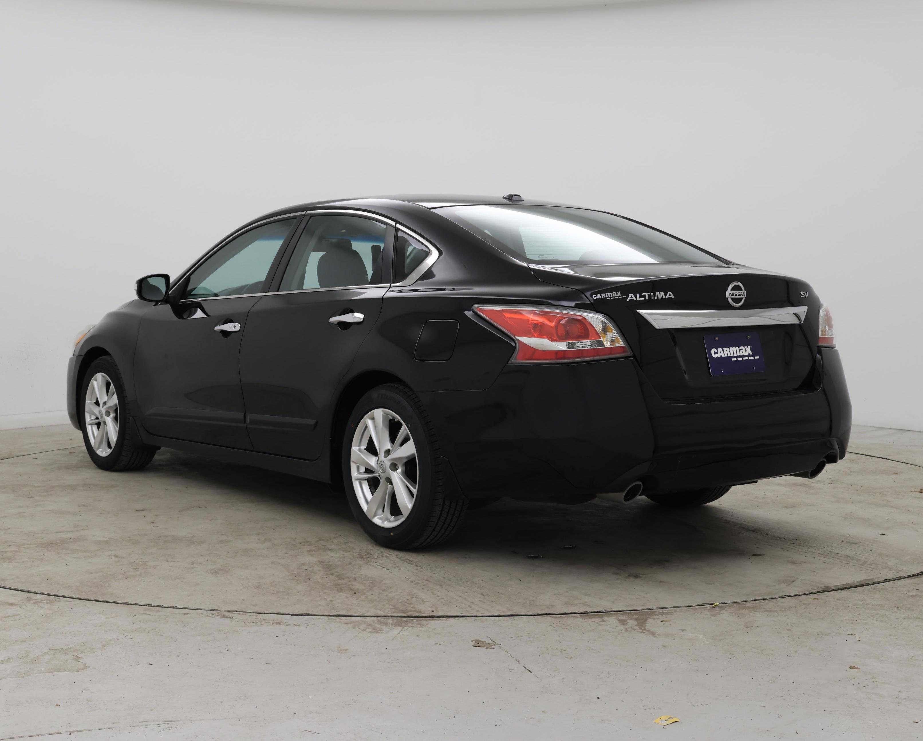 Thumbnail: 2015 Nissan Altima - 2