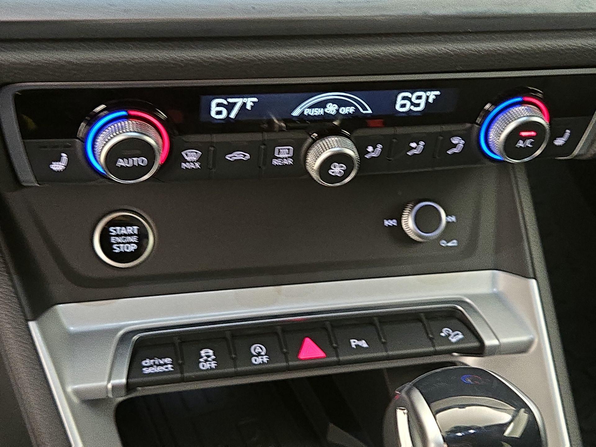 Thumbnail: 2024 Audi Q3 - 17