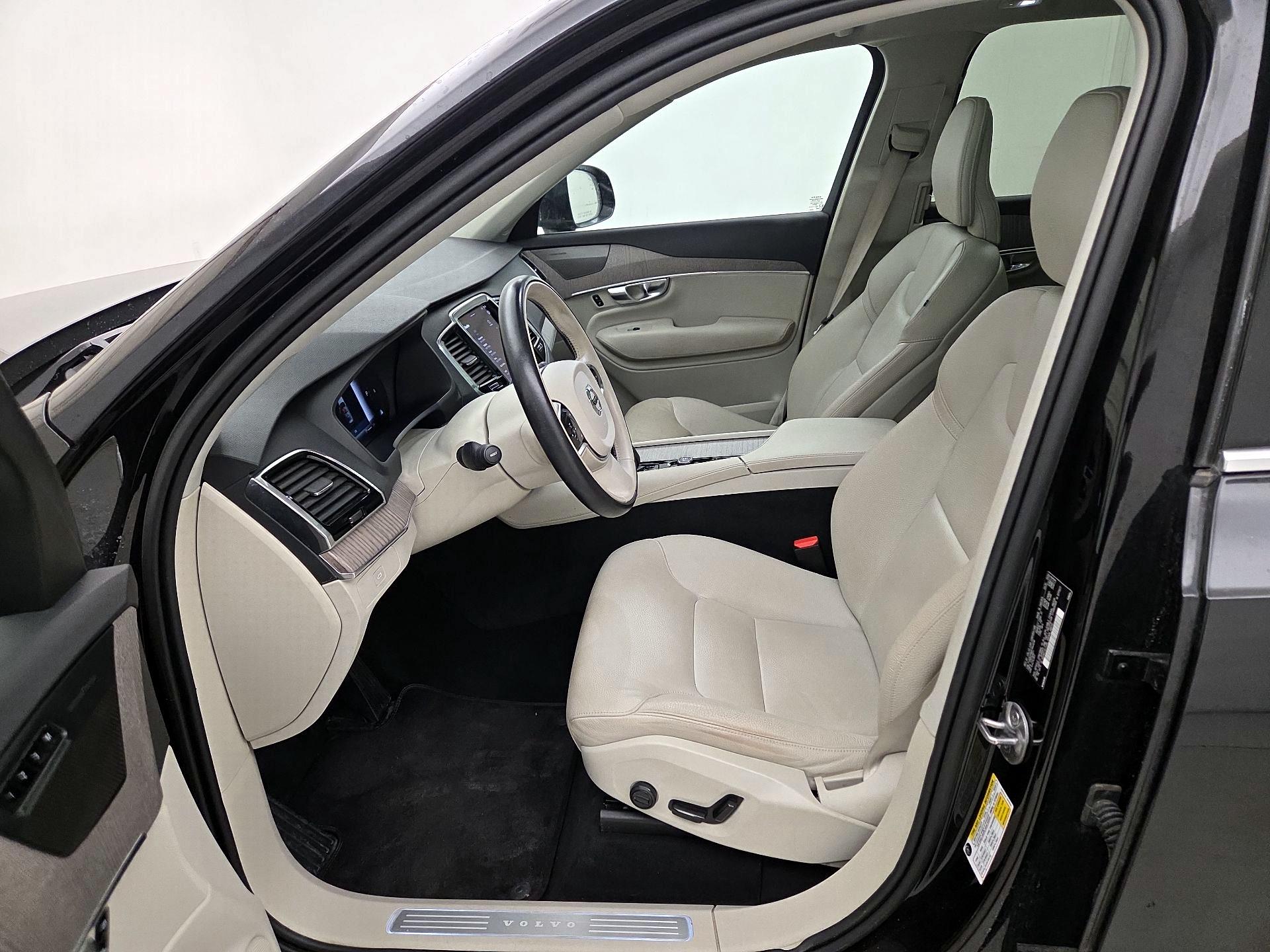 Thumbnail: 2023 Volvo XC90 - 11