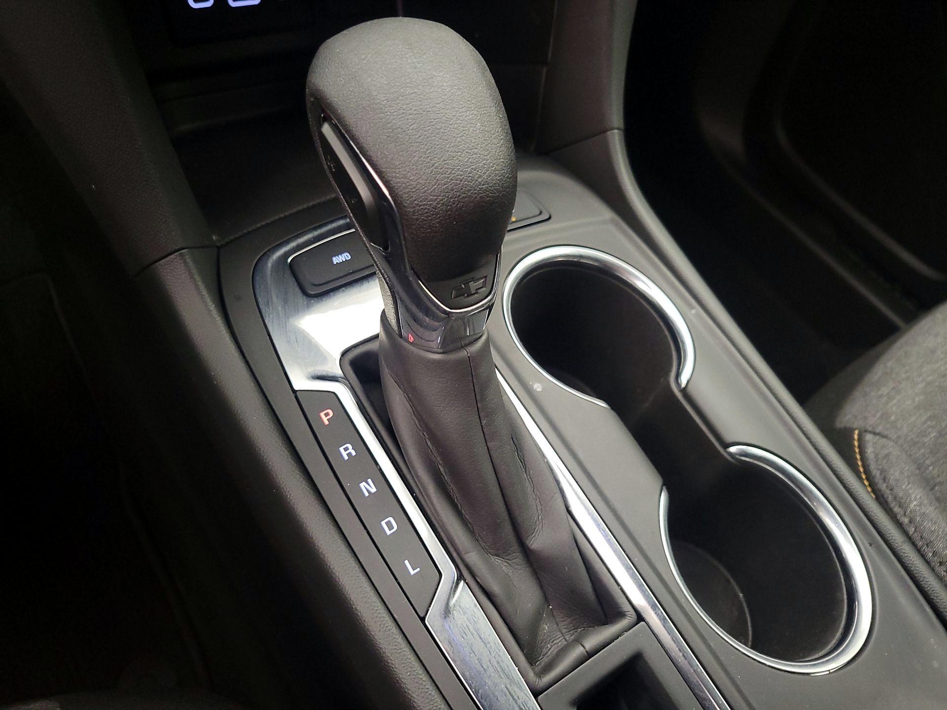 Thumbnail: 2023 Chevrolet Equinox - 17