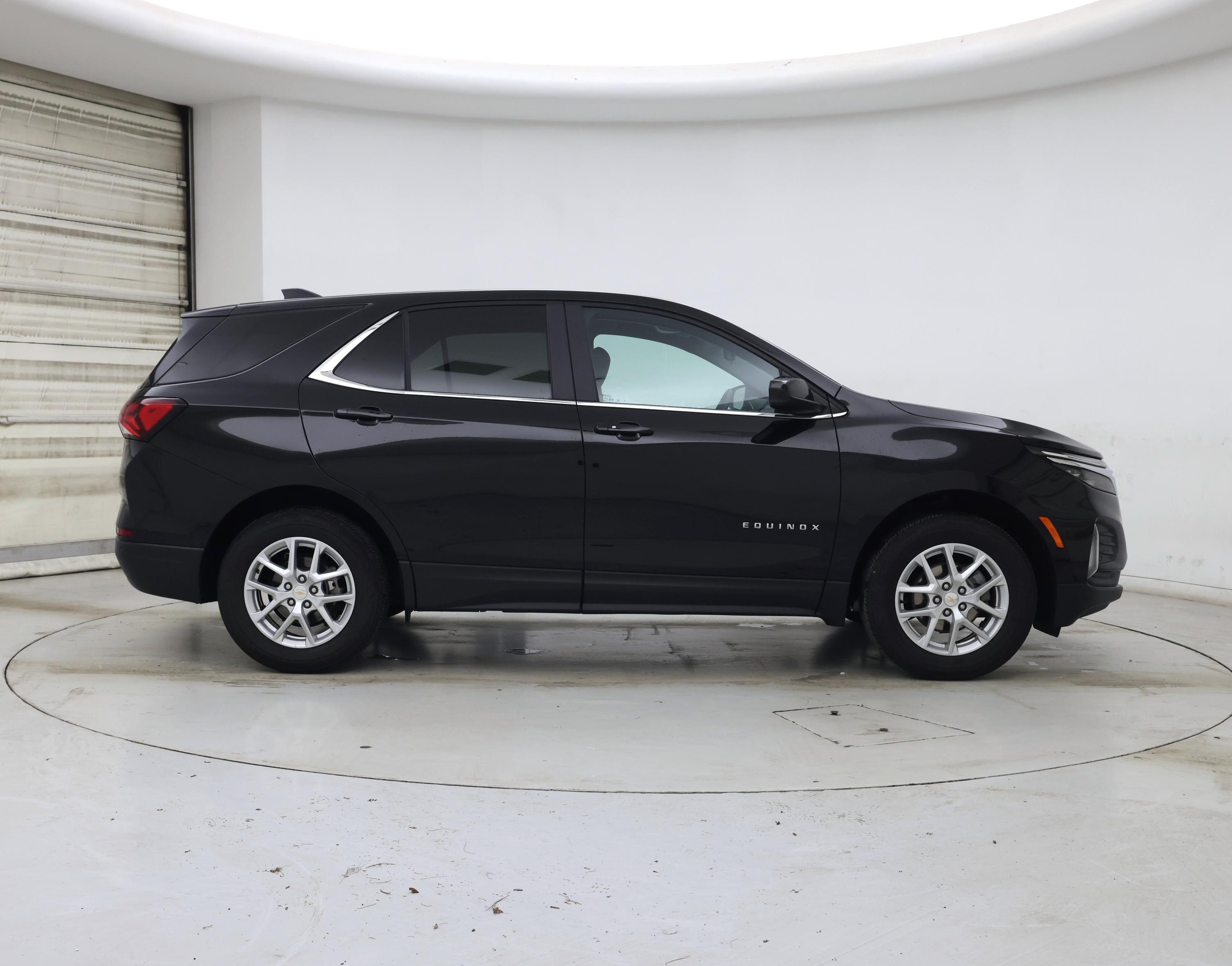 Thumbnail: 2023 Chevrolet Equinox - 7