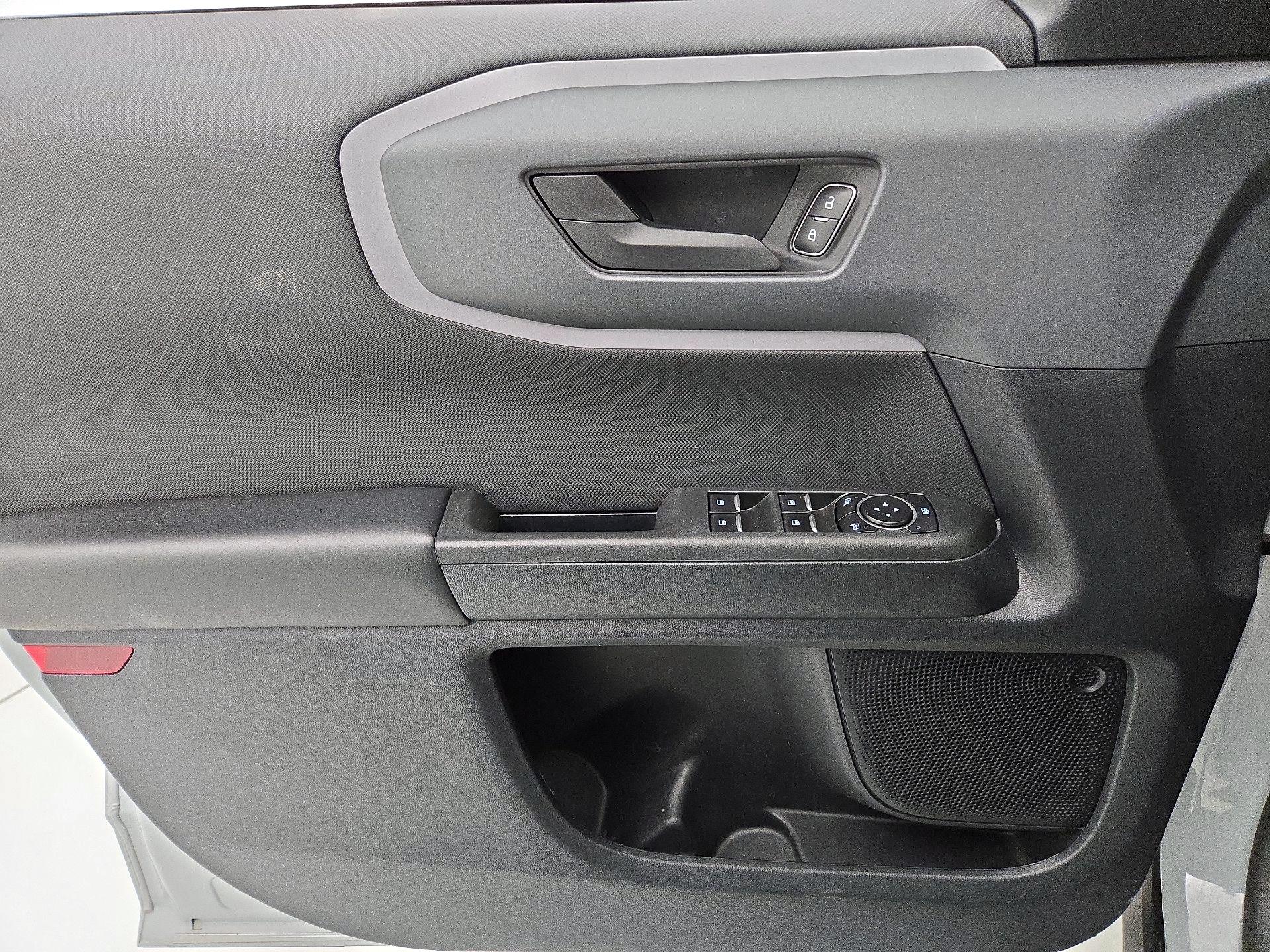 Thumbnail: 2022 Ford Bronco Sport - 12