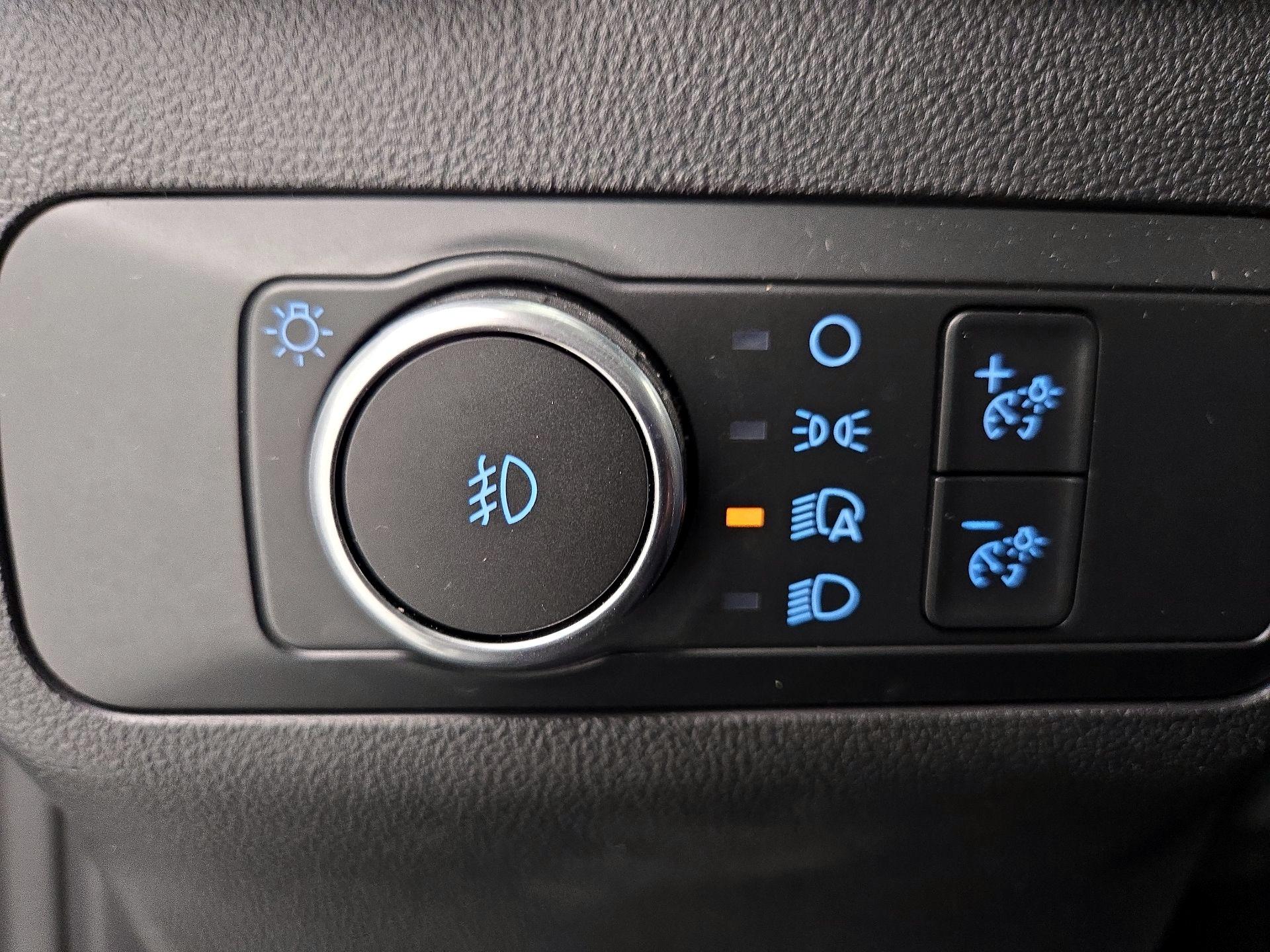 Thumbnail: 2022 Ford Bronco Sport - 13