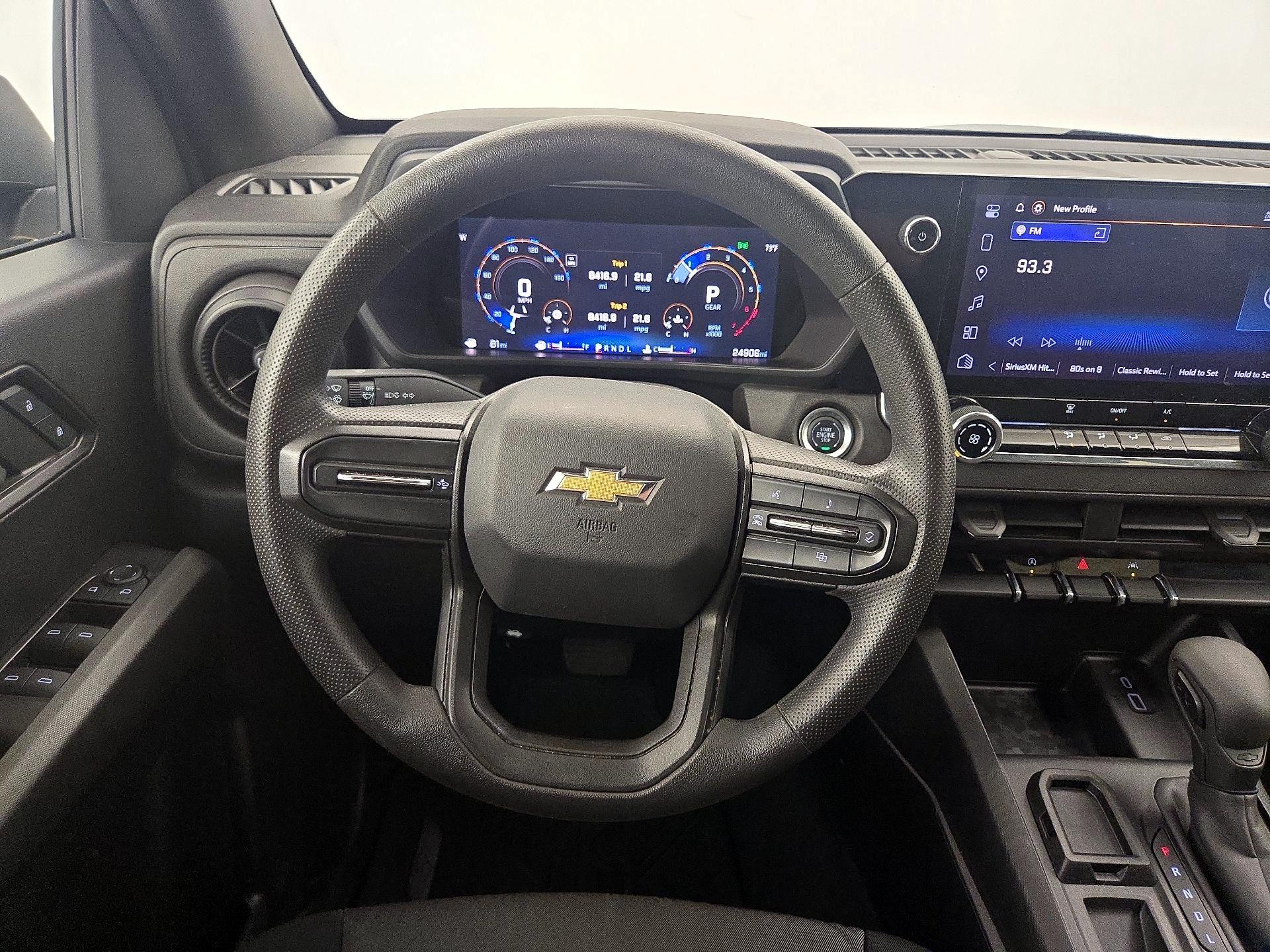 Thumbnail: 2024 Chevrolet Colorado - 10