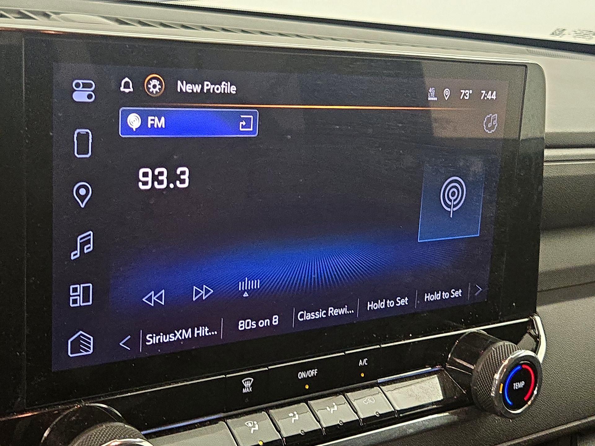 Thumbnail: 2024 Chevrolet Colorado - 15