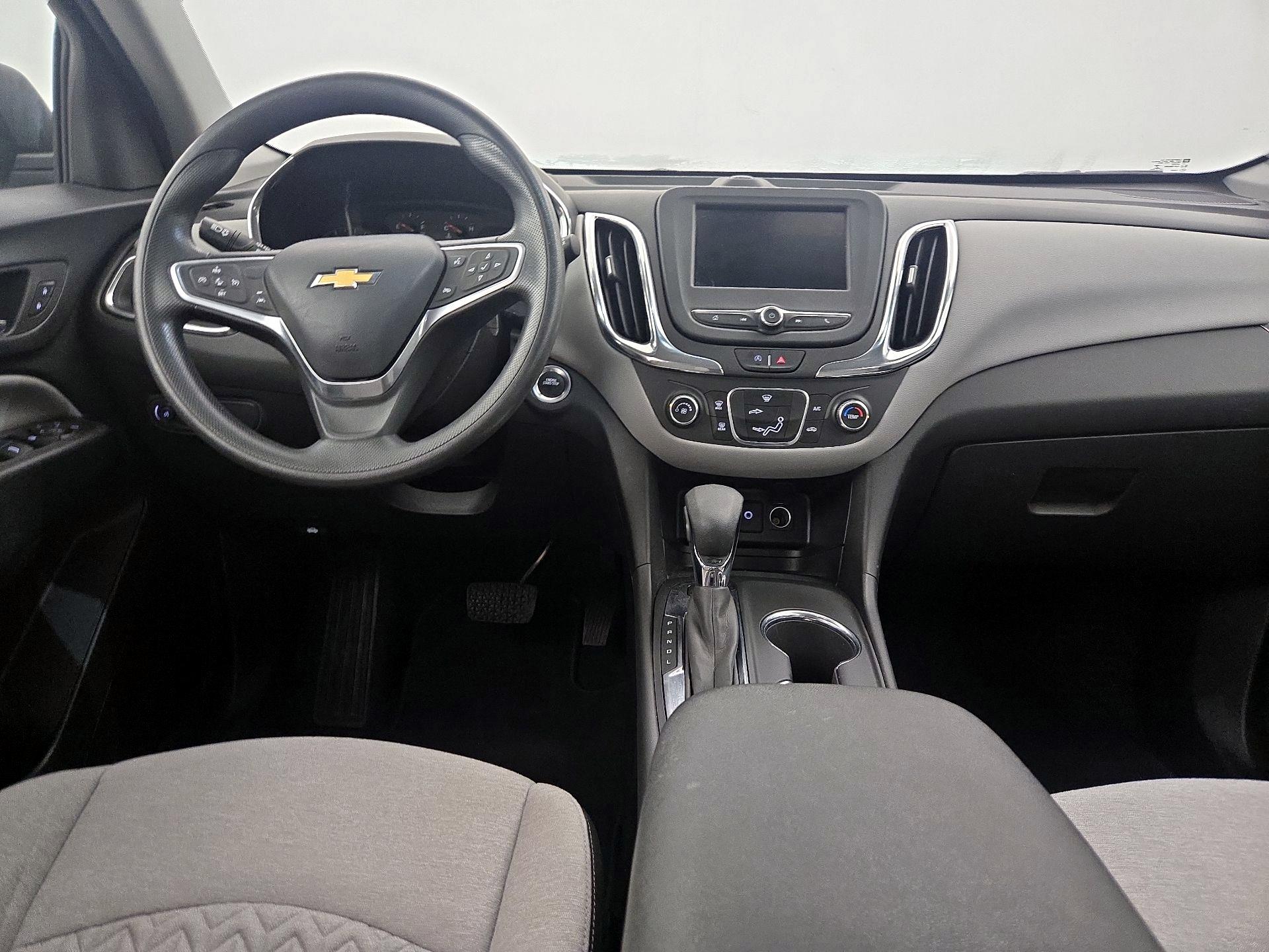 Thumbnail: 2022 Chevrolet Equinox - 9