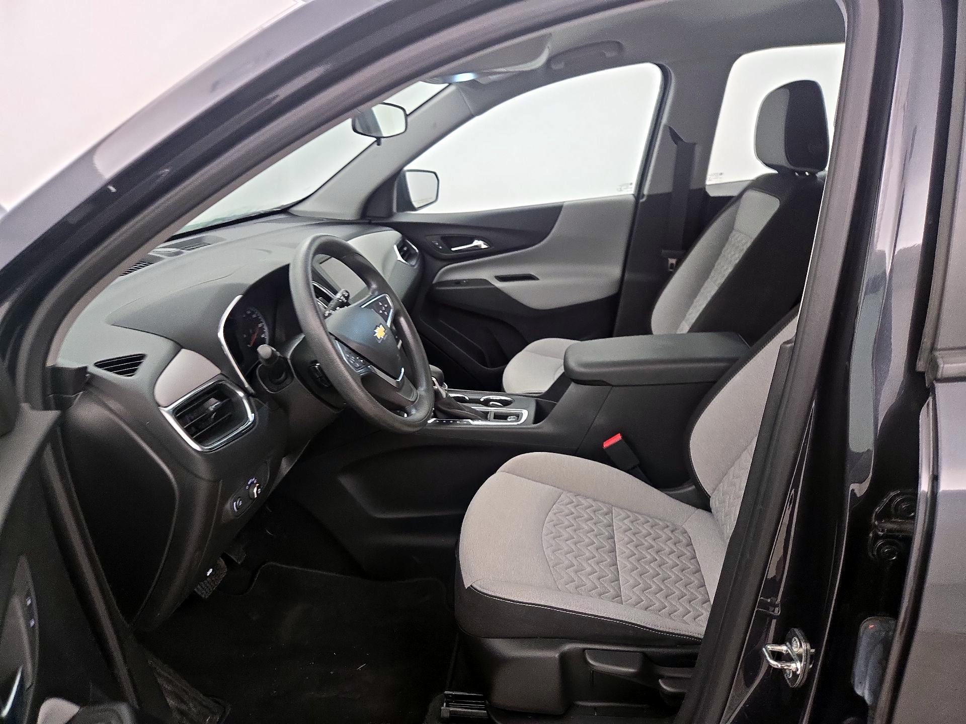 Thumbnail: 2022 Chevrolet Equinox - 11