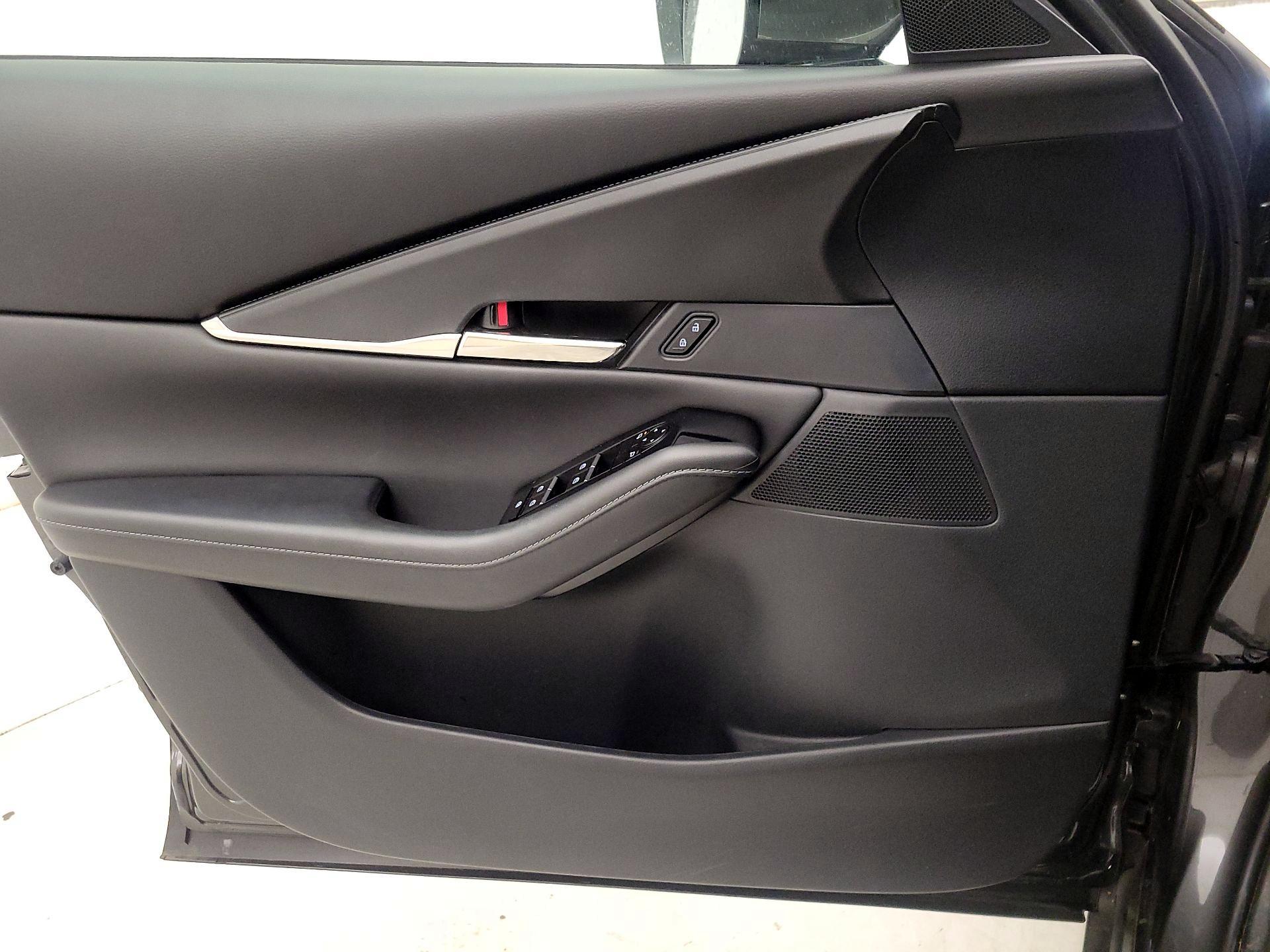 Thumbnail: 2023 Mazda CX-30 - 12