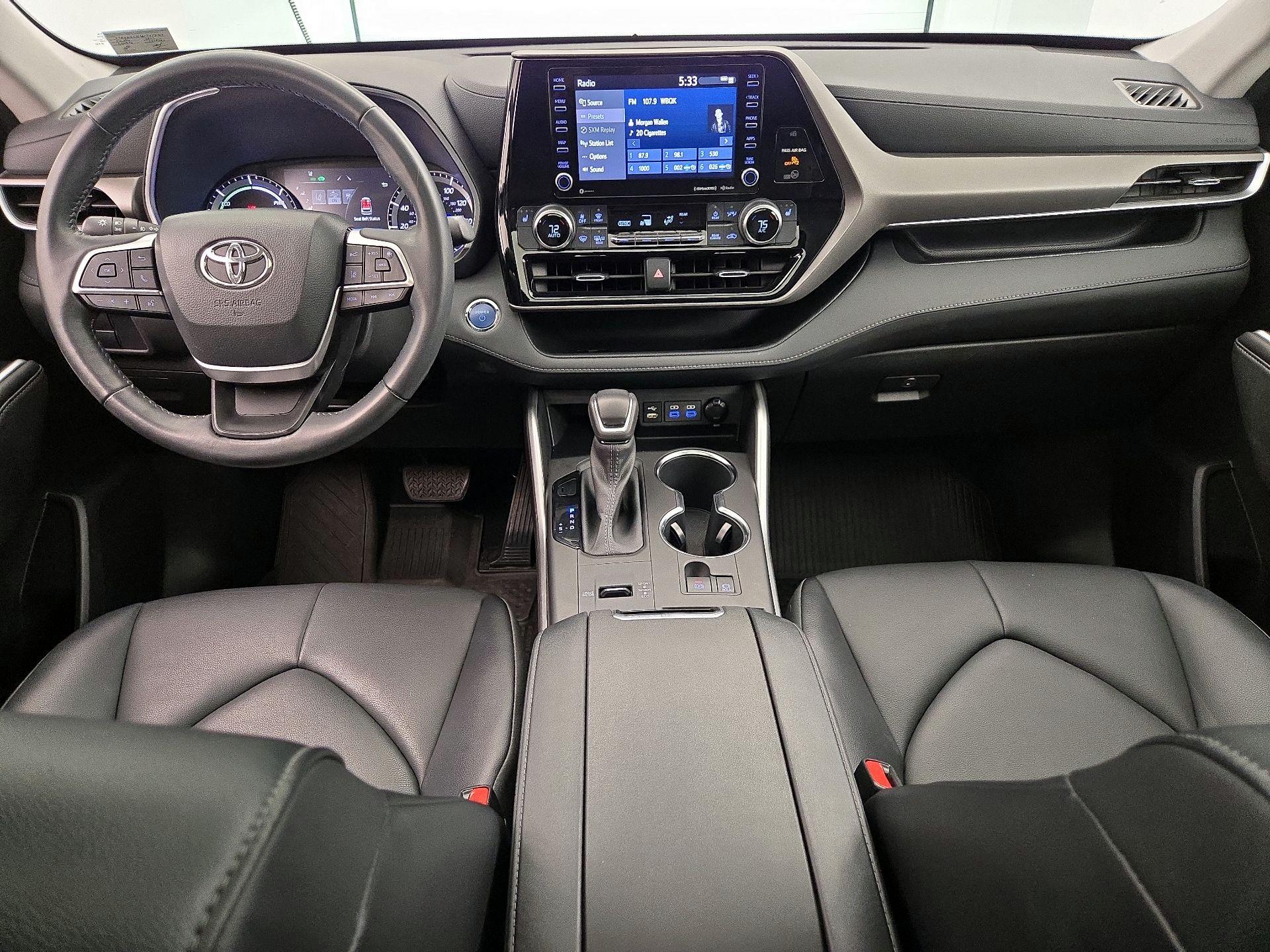 Thumbnail: 2022 Toyota Highlander - 9