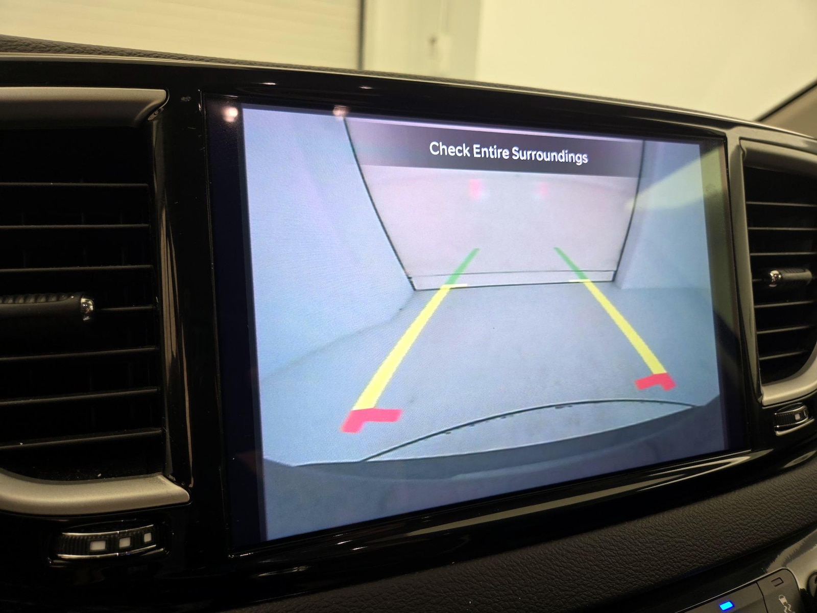 2024 Chrysler Pacifica Touring L - Photo 15