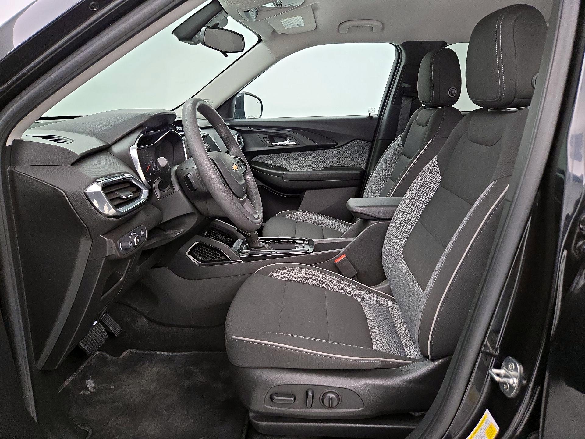 Thumbnail: 2022 Chevrolet TrailBlazer - 11