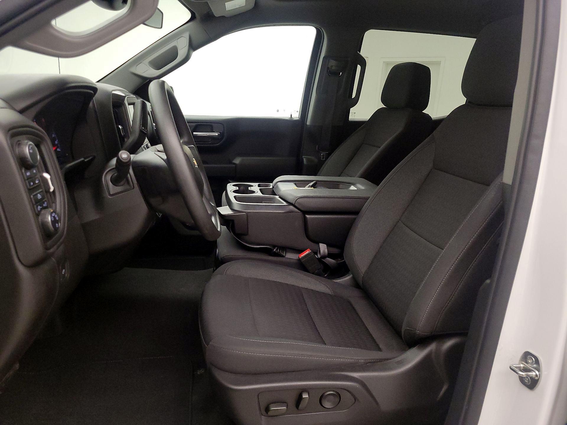 Thumbnail: 2022 Chevrolet Silverado 1500 - 11