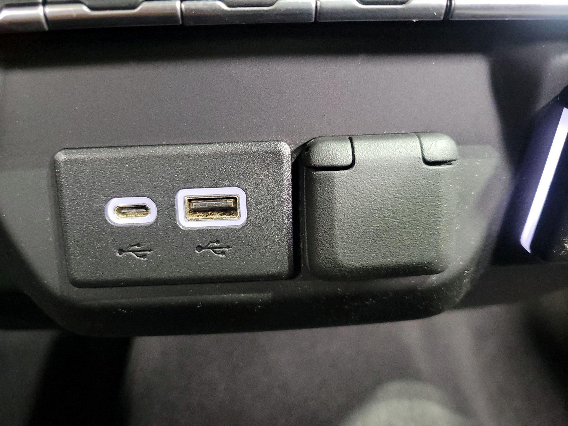 Thumbnail: 2022 Chevrolet Silverado 1500 - 18