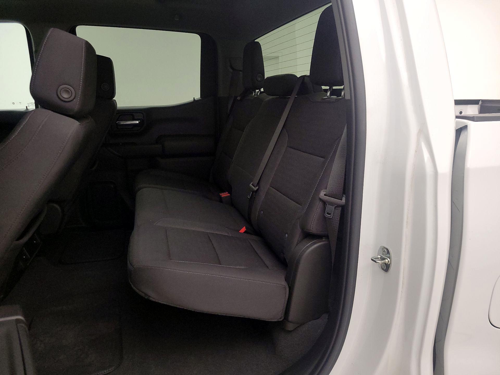 Thumbnail: 2022 Chevrolet Silverado 1500 - 19