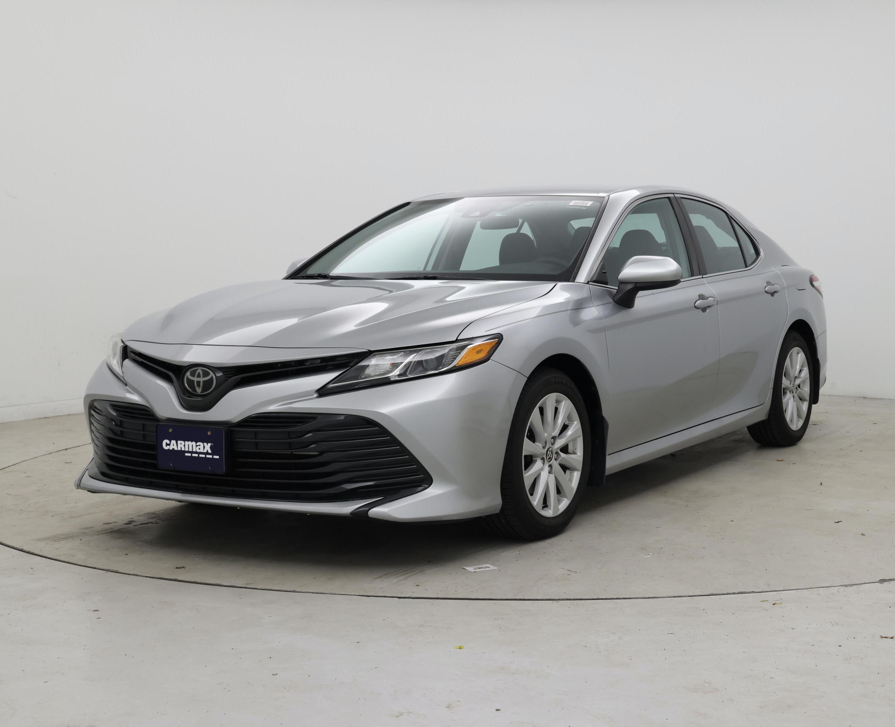 Thumbnail: 2020 Toyota Camry - 4