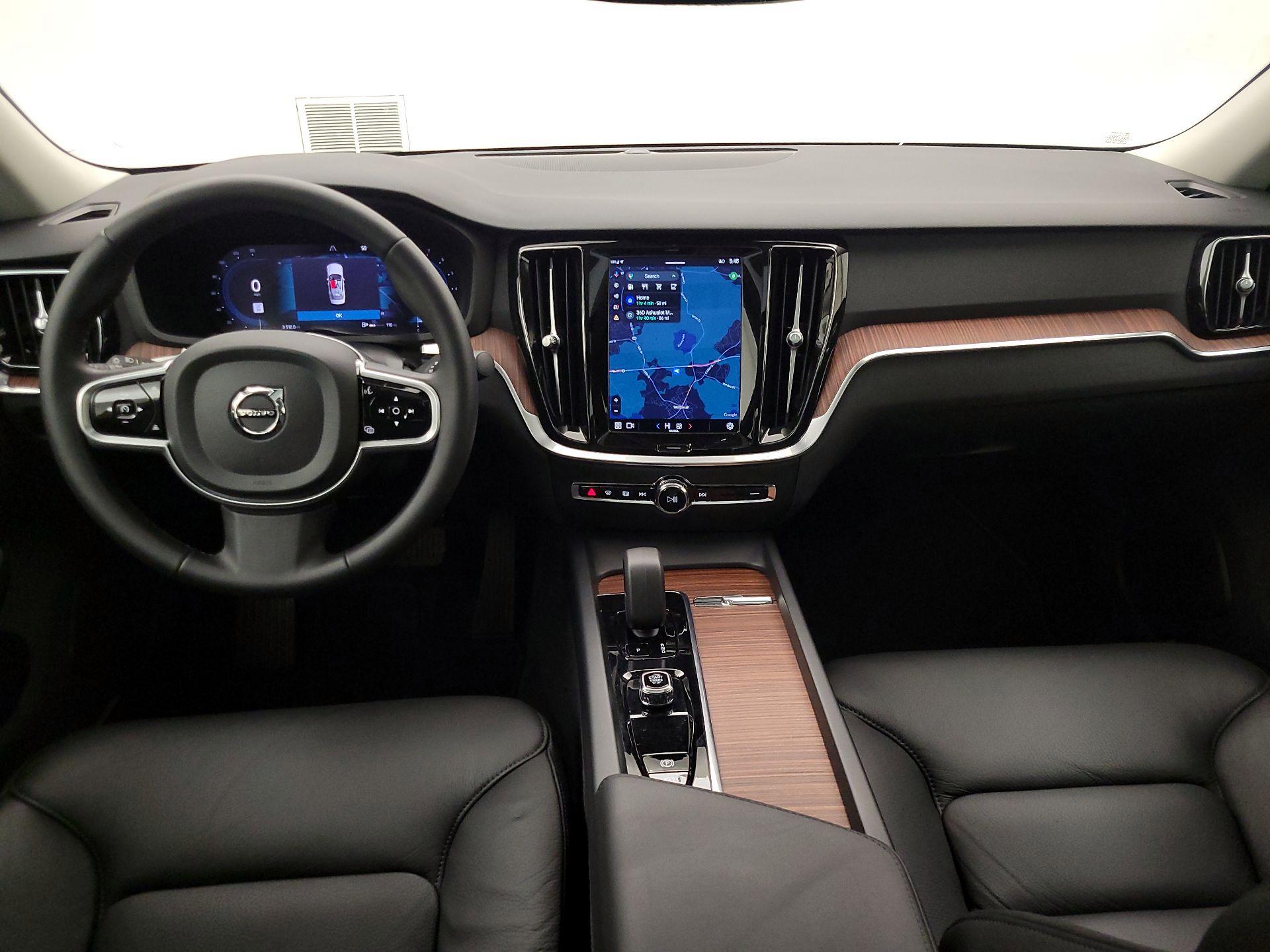 Thumbnail: 2023 Volvo S60 - 9