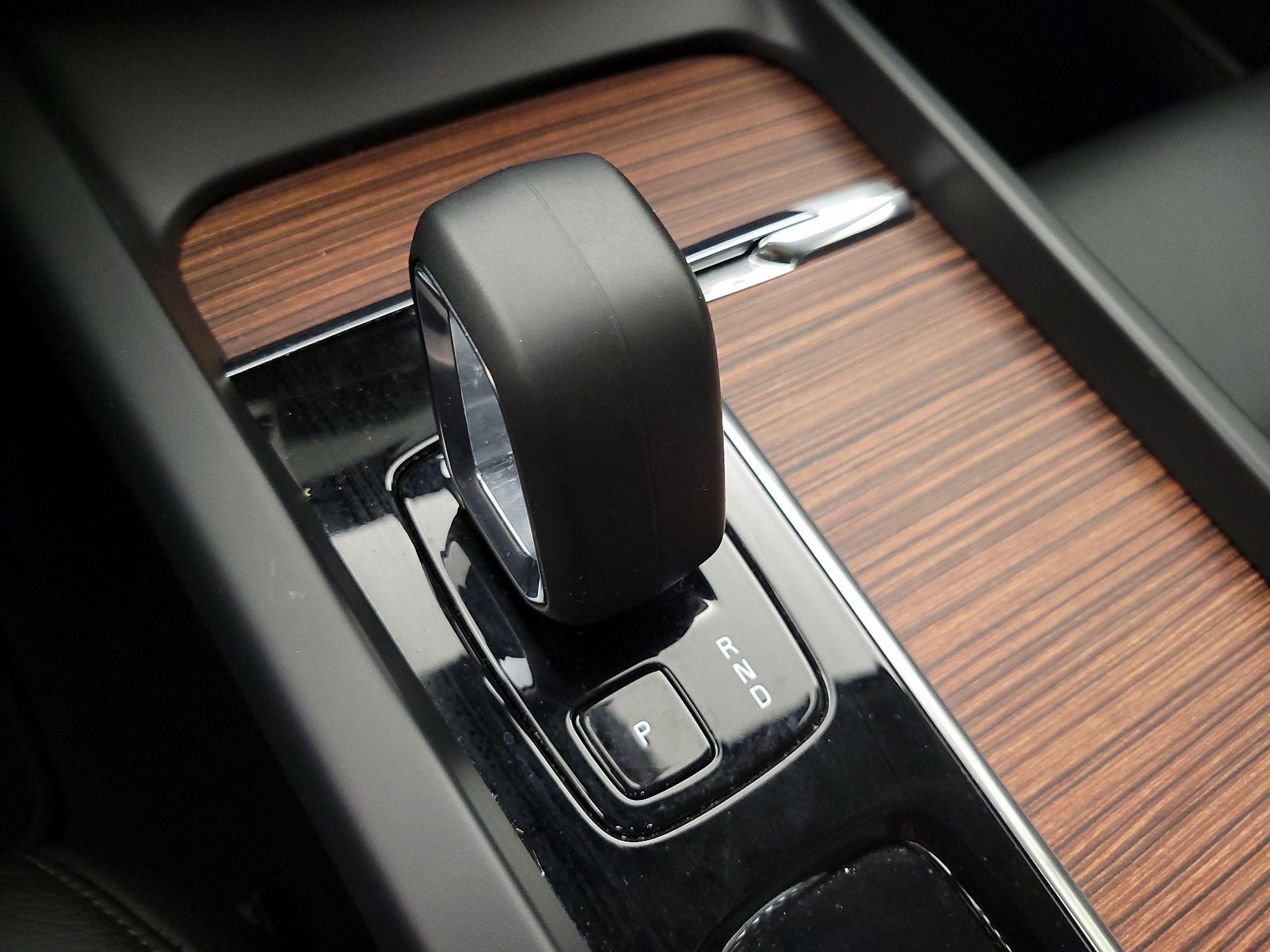 Thumbnail: 2023 Volvo S60 - 18