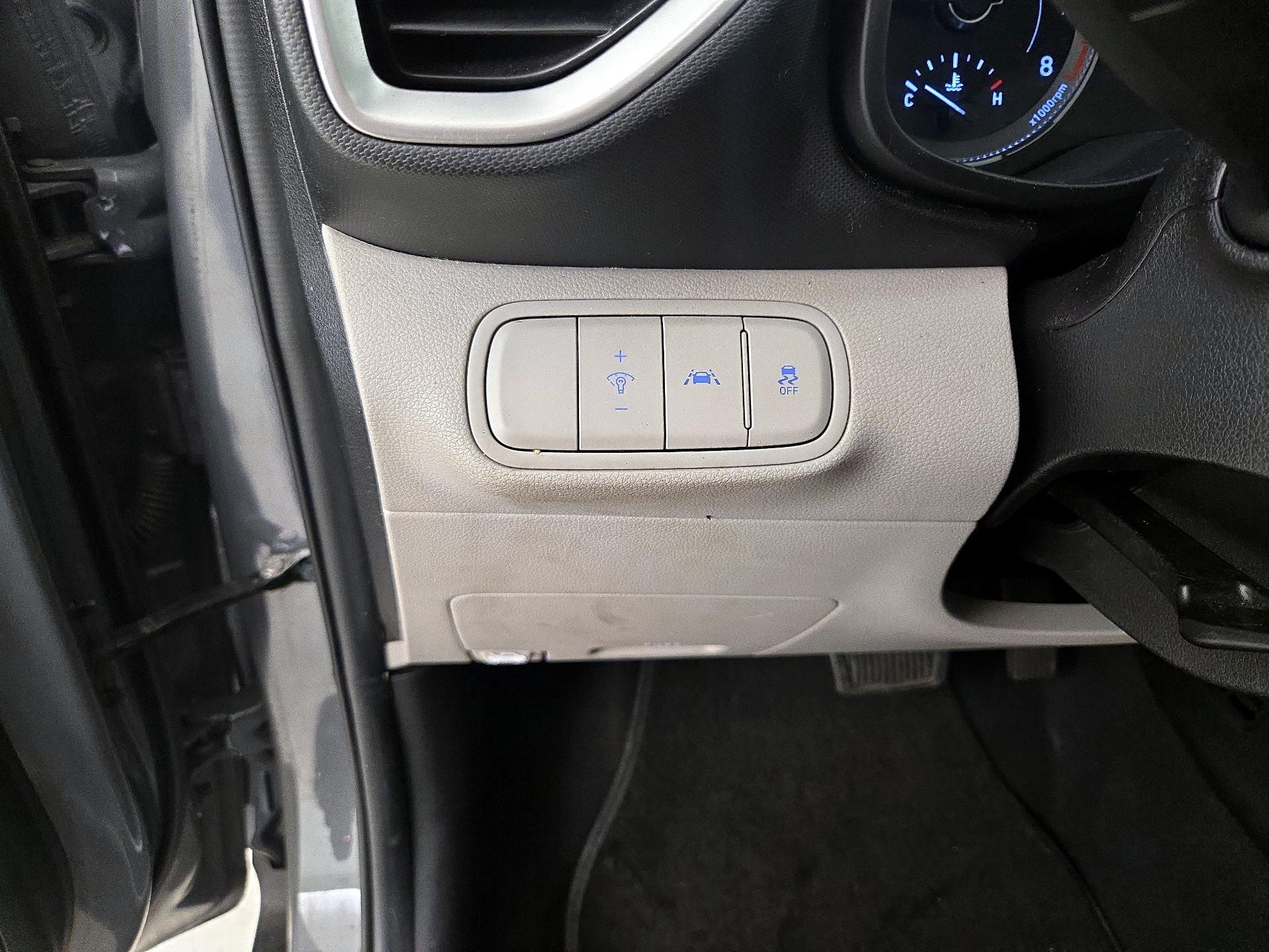 Thumbnail: 2020 Hyundai Venue - 13